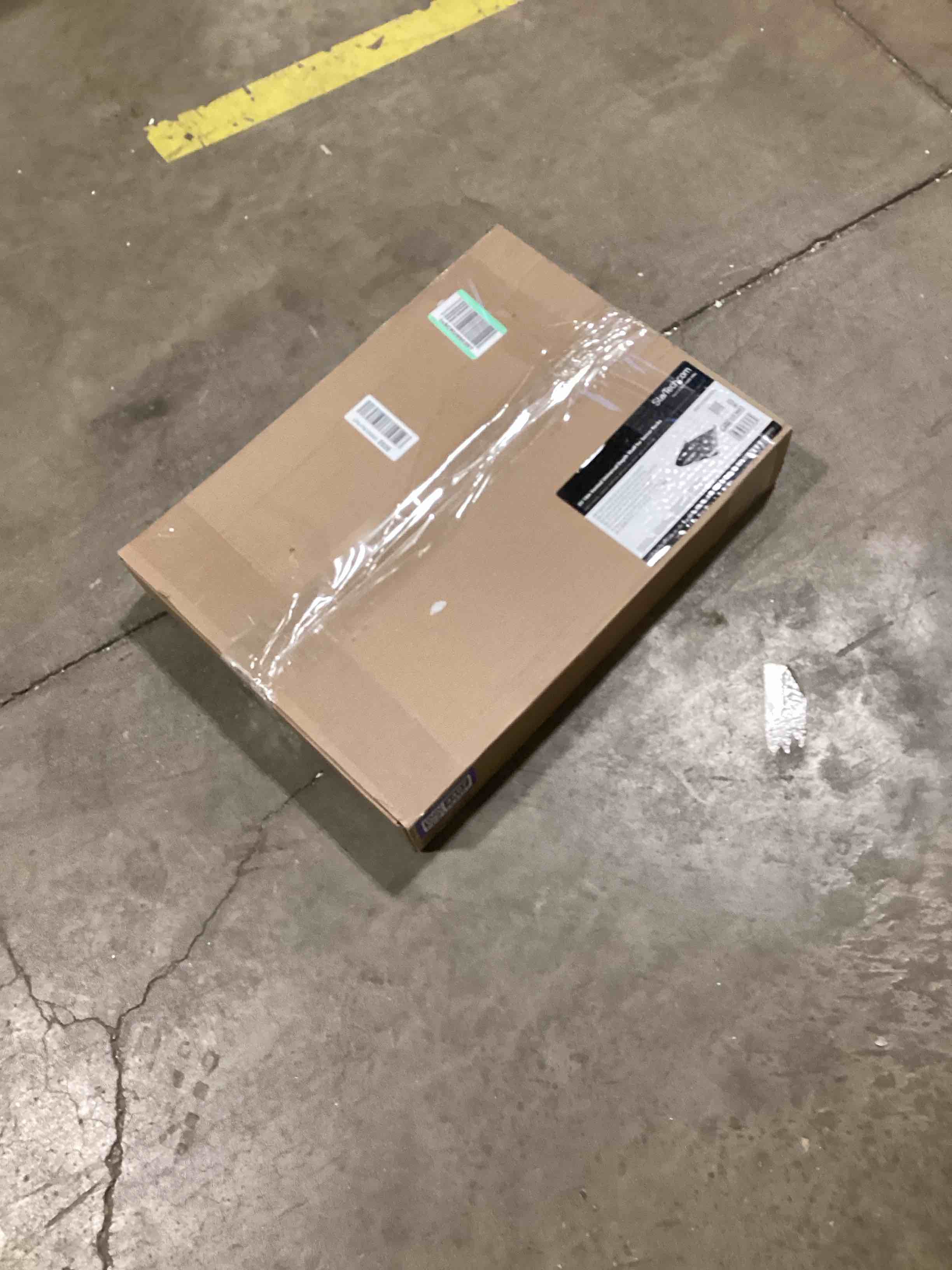 https://s3.amazonaws.com/lotting-images-prod/bidfta/PPE1784487_1739277827333.jpeg