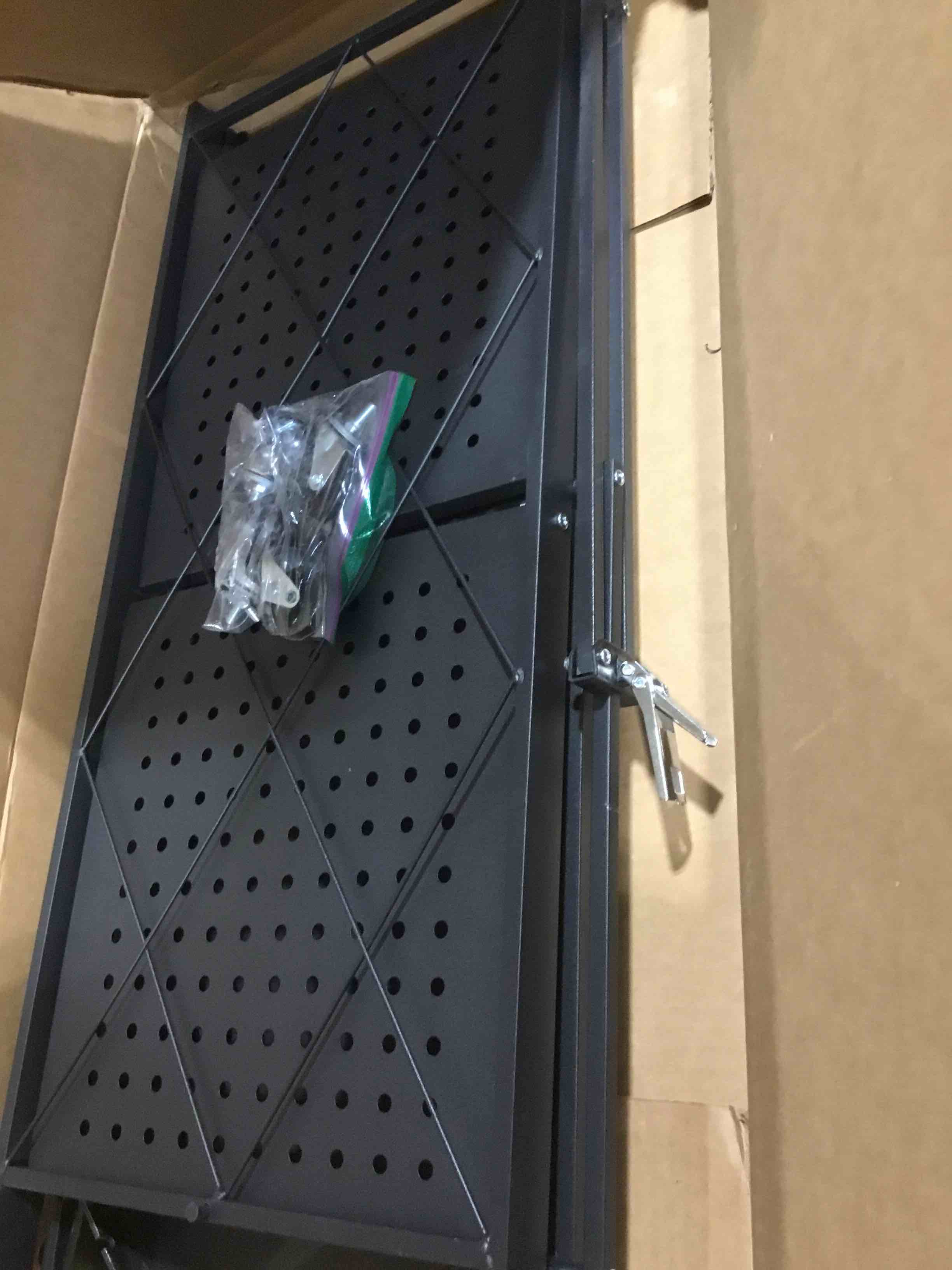 https://s3.amazonaws.com/lotting-images-prod/bidfta/PPE1785023_1740500331403.jpeg