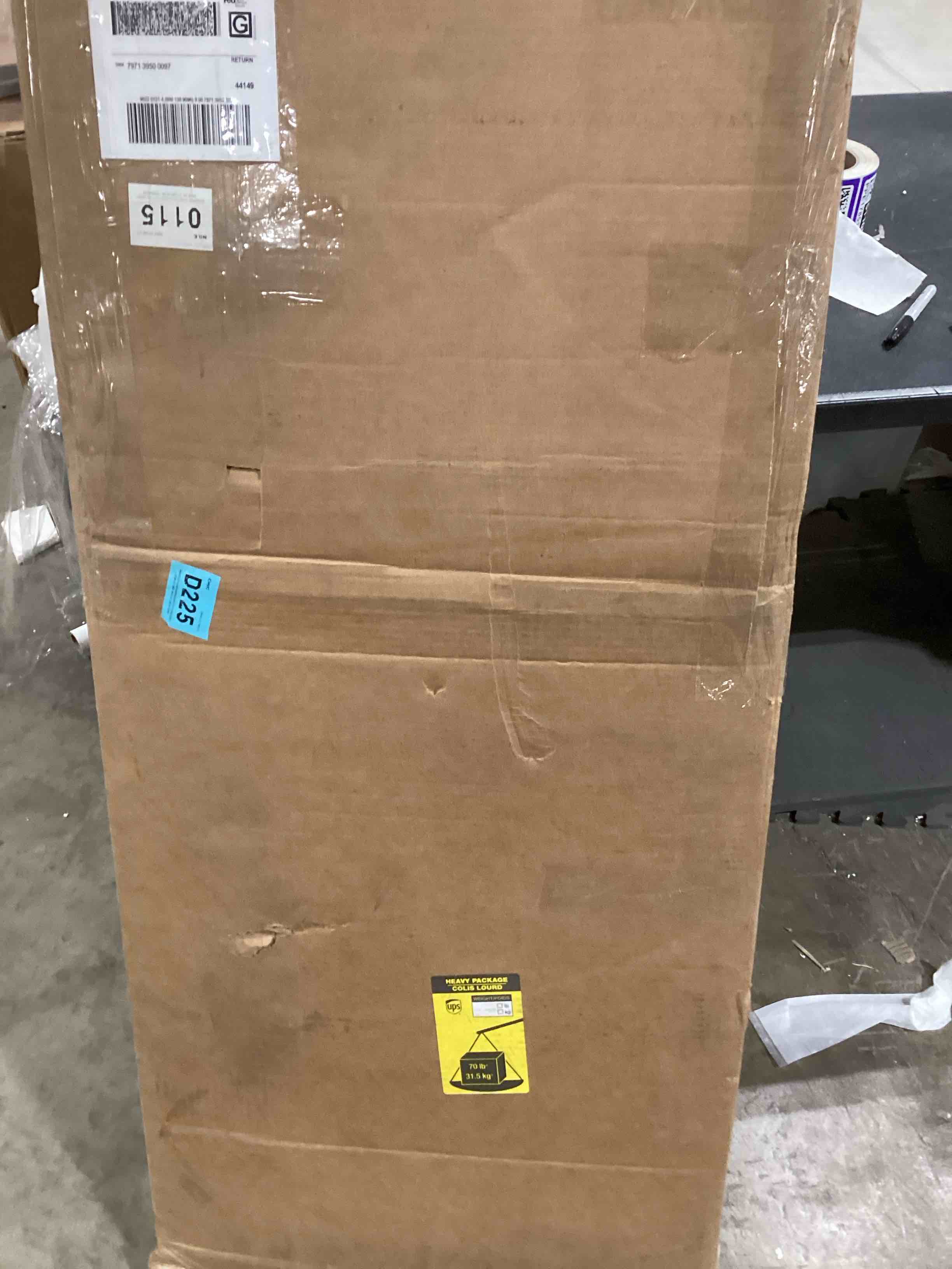 https://s3.amazonaws.com/lotting-images-prod/bidfta/PPE1785103_1740585942331.jpeg
