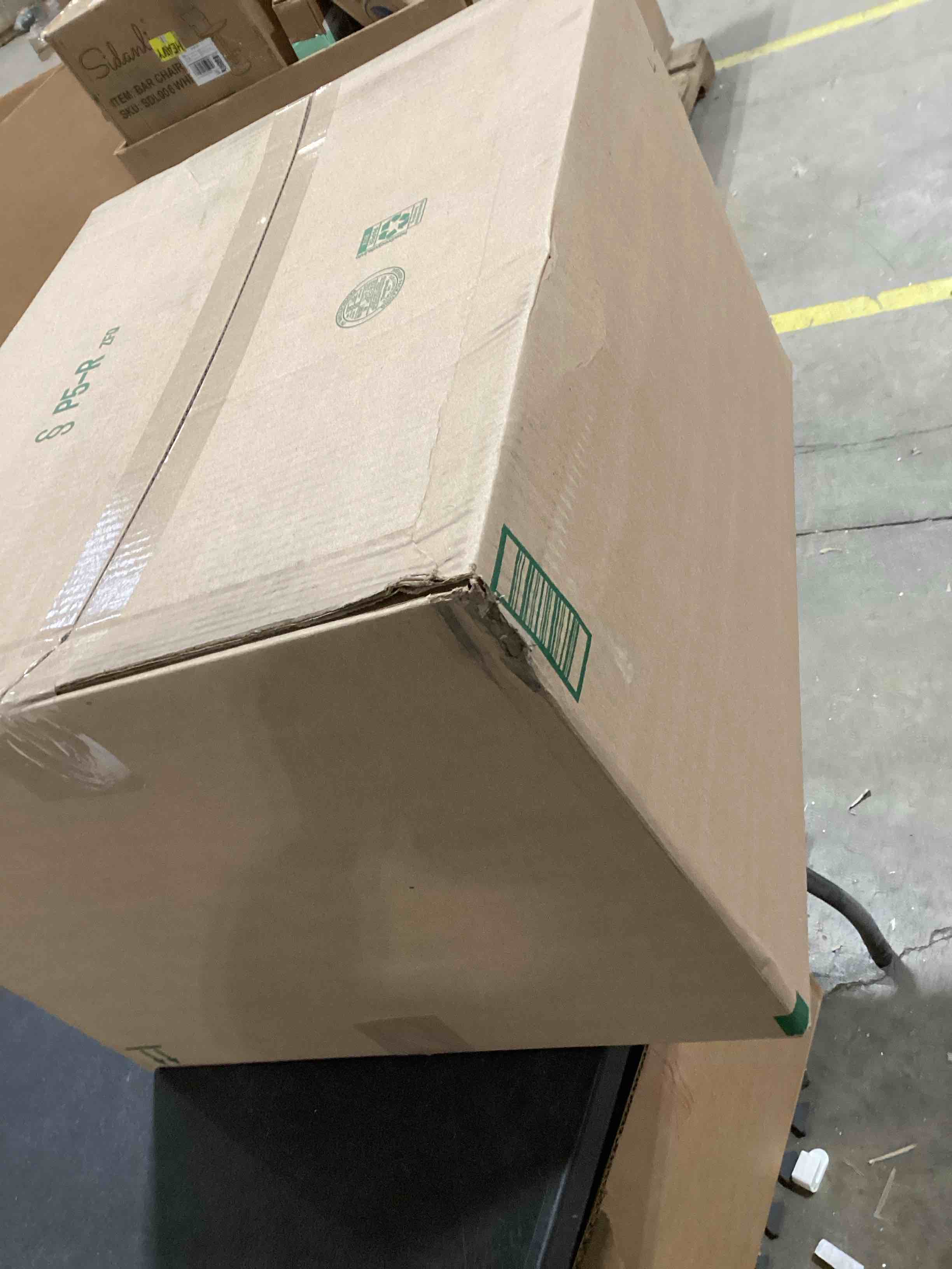 https://s3.amazonaws.com/lotting-images-prod/bidfta/PPE1785147_1740600361444.jpeg