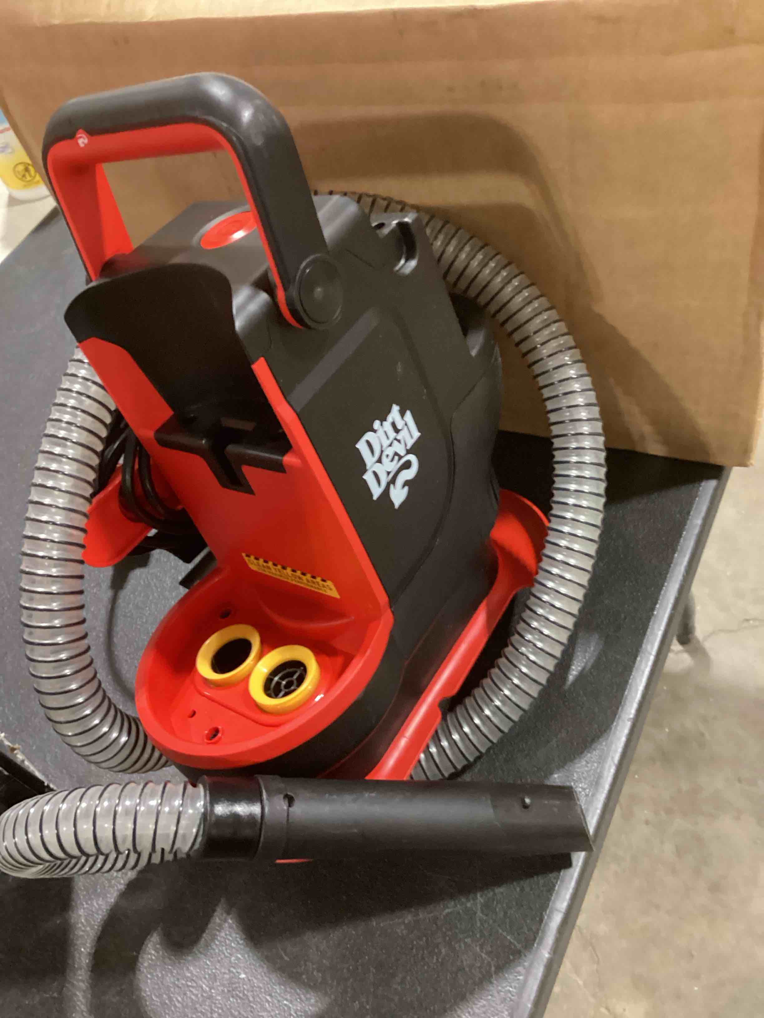https://s3.amazonaws.com/lotting-images-prod/bidfta/PPE1785162_1740659298467.jpeg