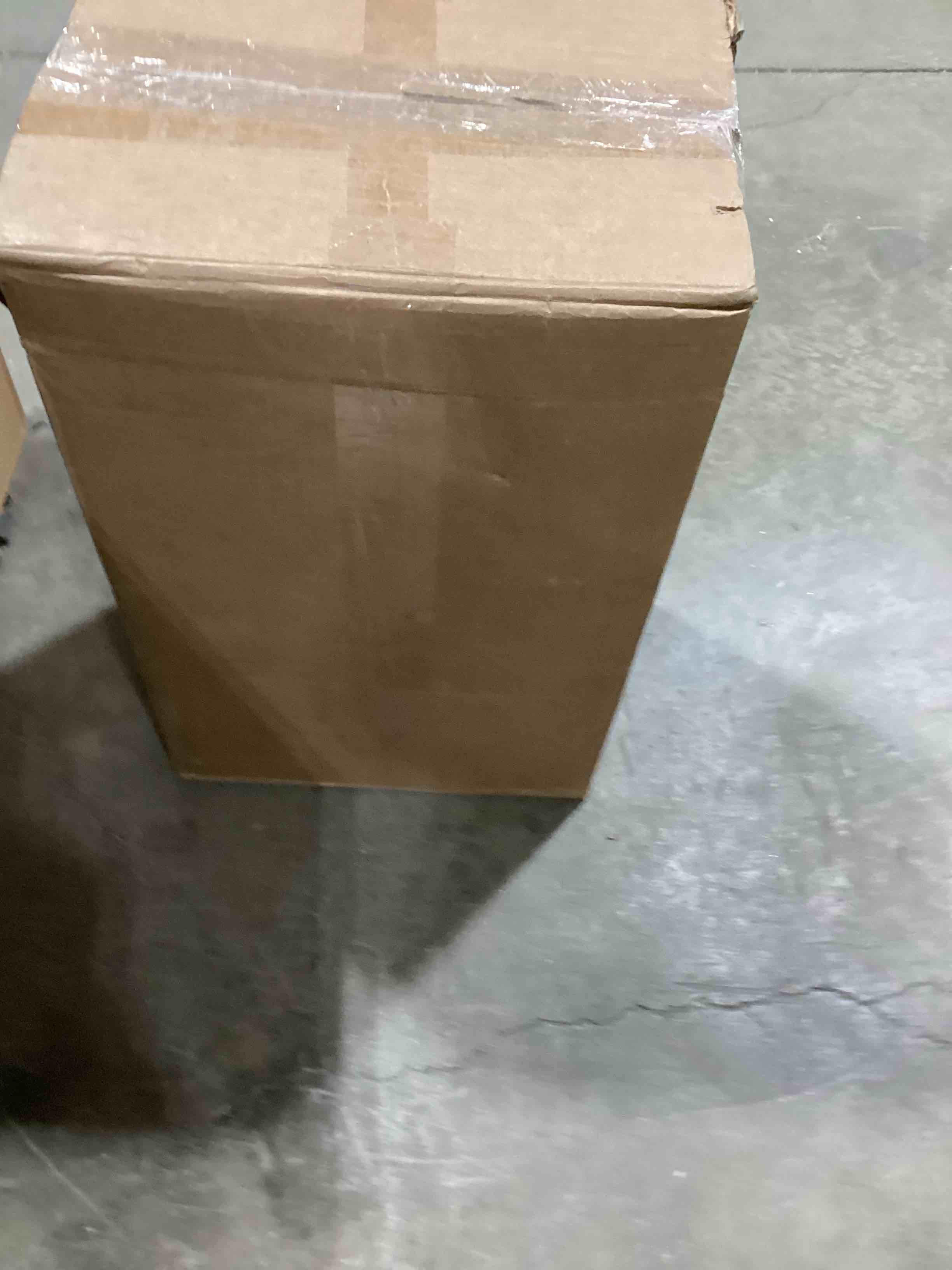 https://s3.amazonaws.com/lotting-images-prod/bidfta/PPE1785166_1740660312143.jpeg