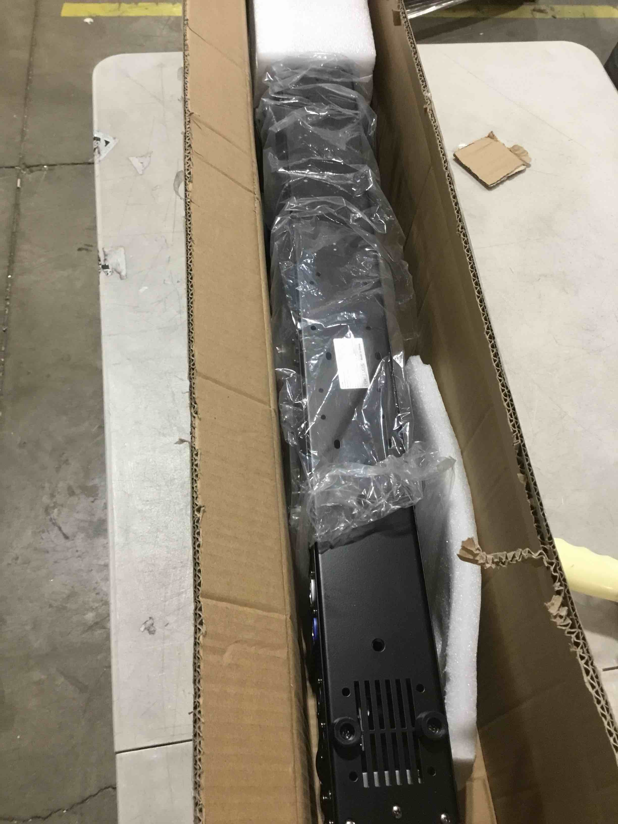 https://s3.amazonaws.com/lotting-images-prod/bidfta/PPE1785654_1741202601978.jpeg