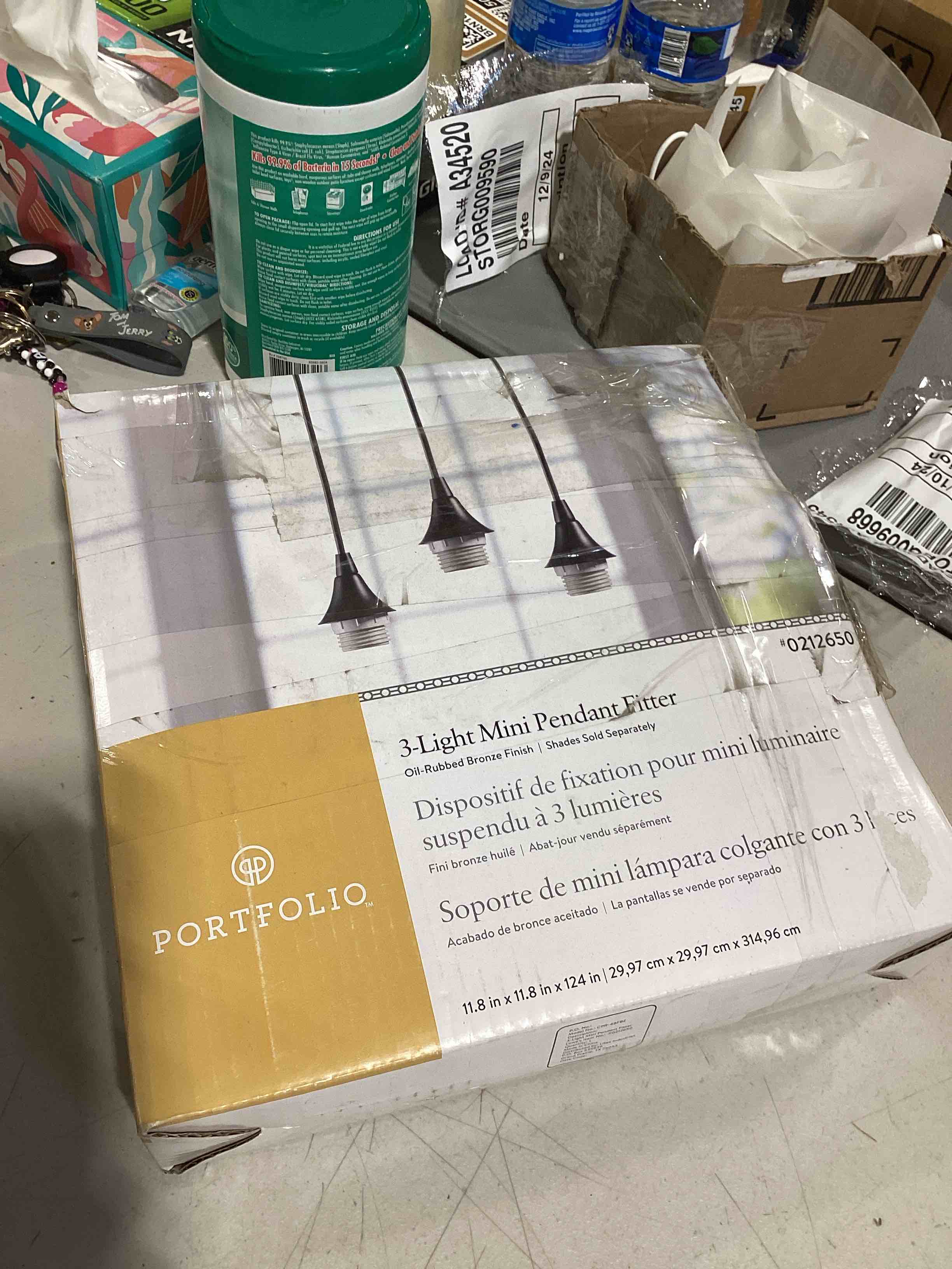 https://s3.amazonaws.com/lotting-images-prod/bidfta/PPE1786020_1734012261477.jpeg