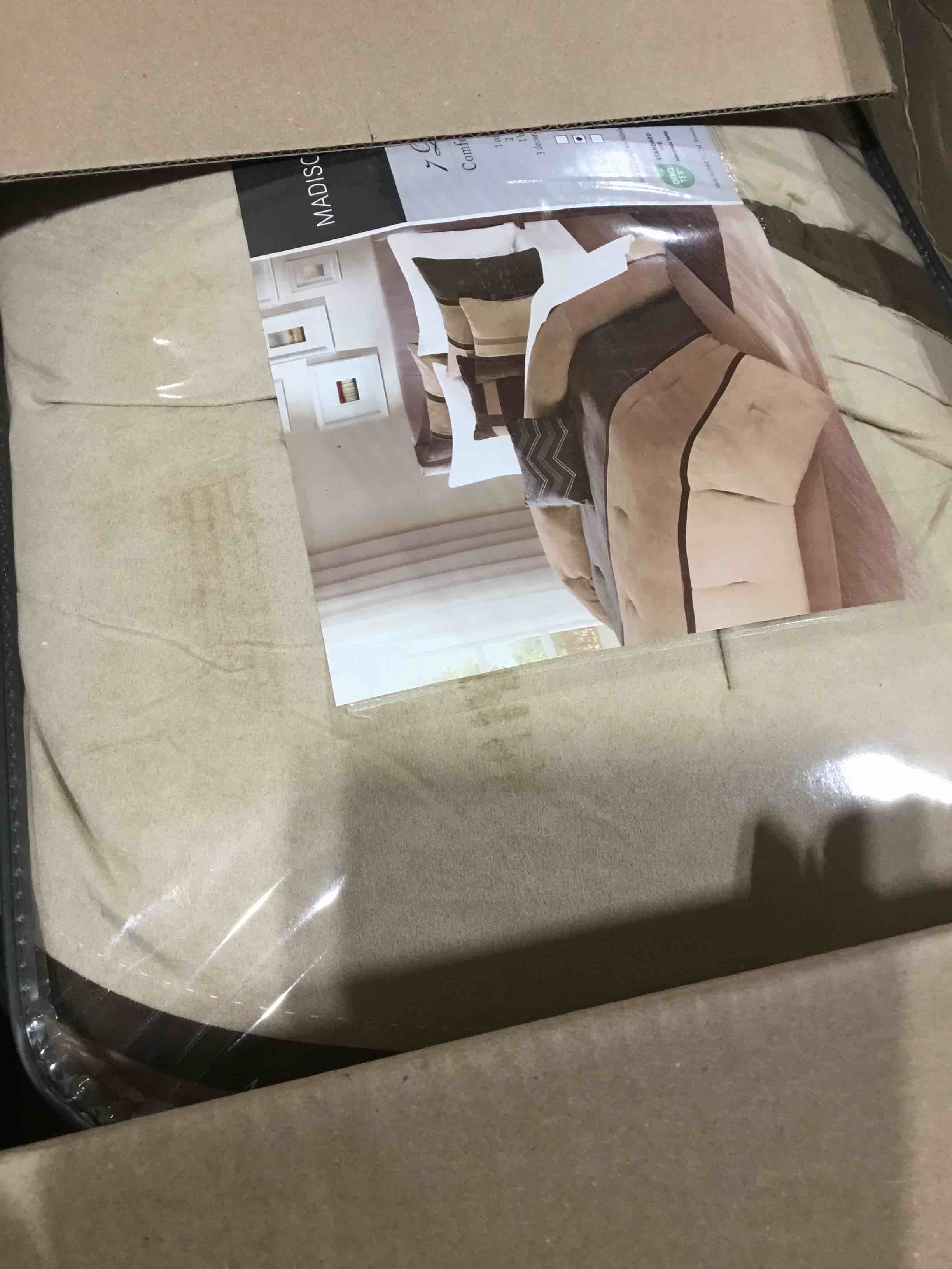 https://s3.amazonaws.com/lotting-images-prod/bidfta/PPE1786843_1735912848461.jpeg