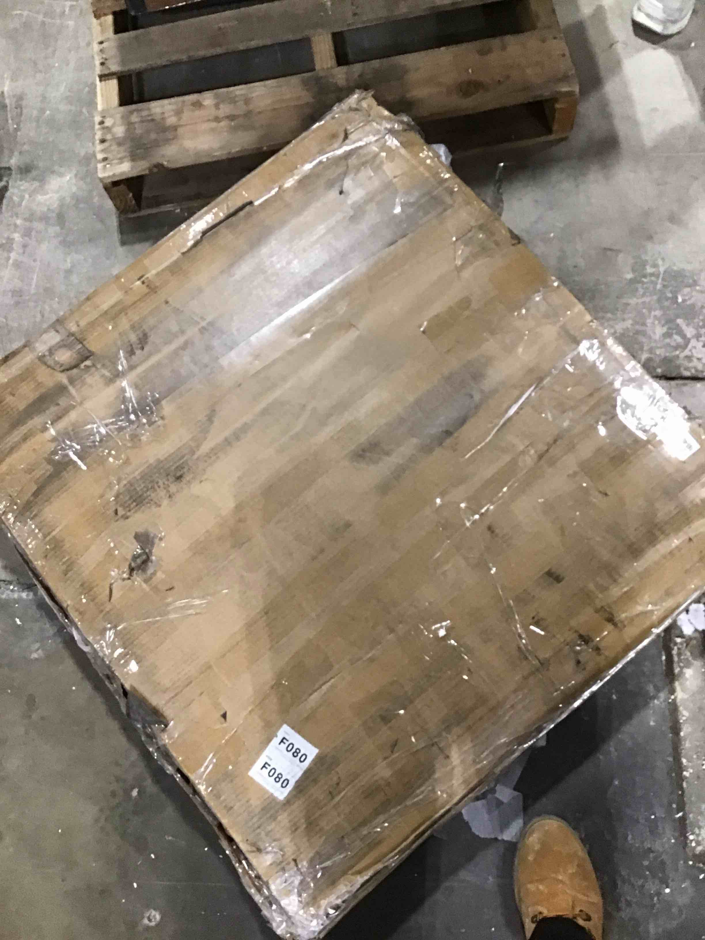 https://s3.amazonaws.com/lotting-images-prod/bidfta/PPE1787356_1737493437441.jpeg