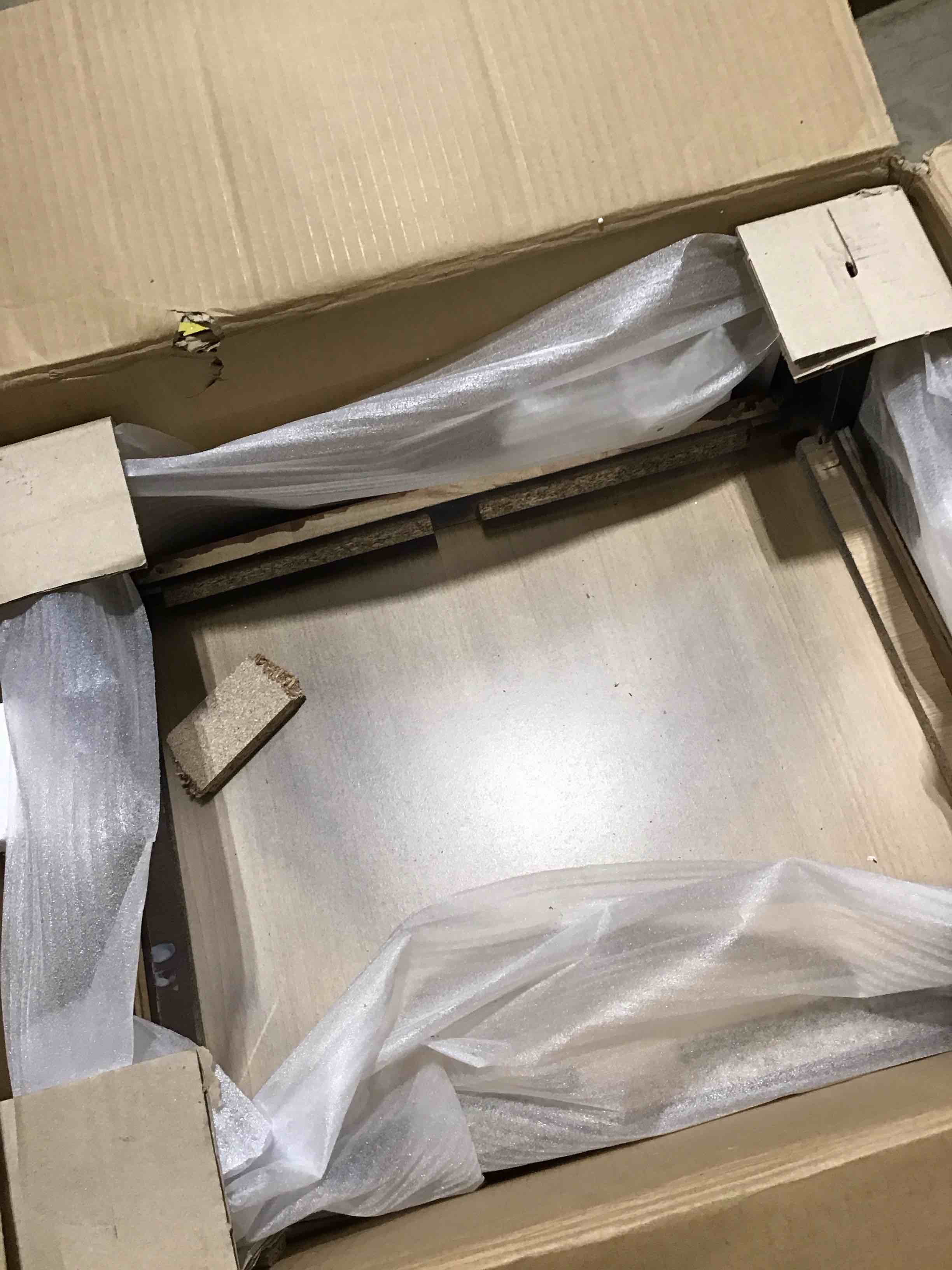 https://s3.amazonaws.com/lotting-images-prod/bidfta/PPE1787409_1737639700378.jpeg