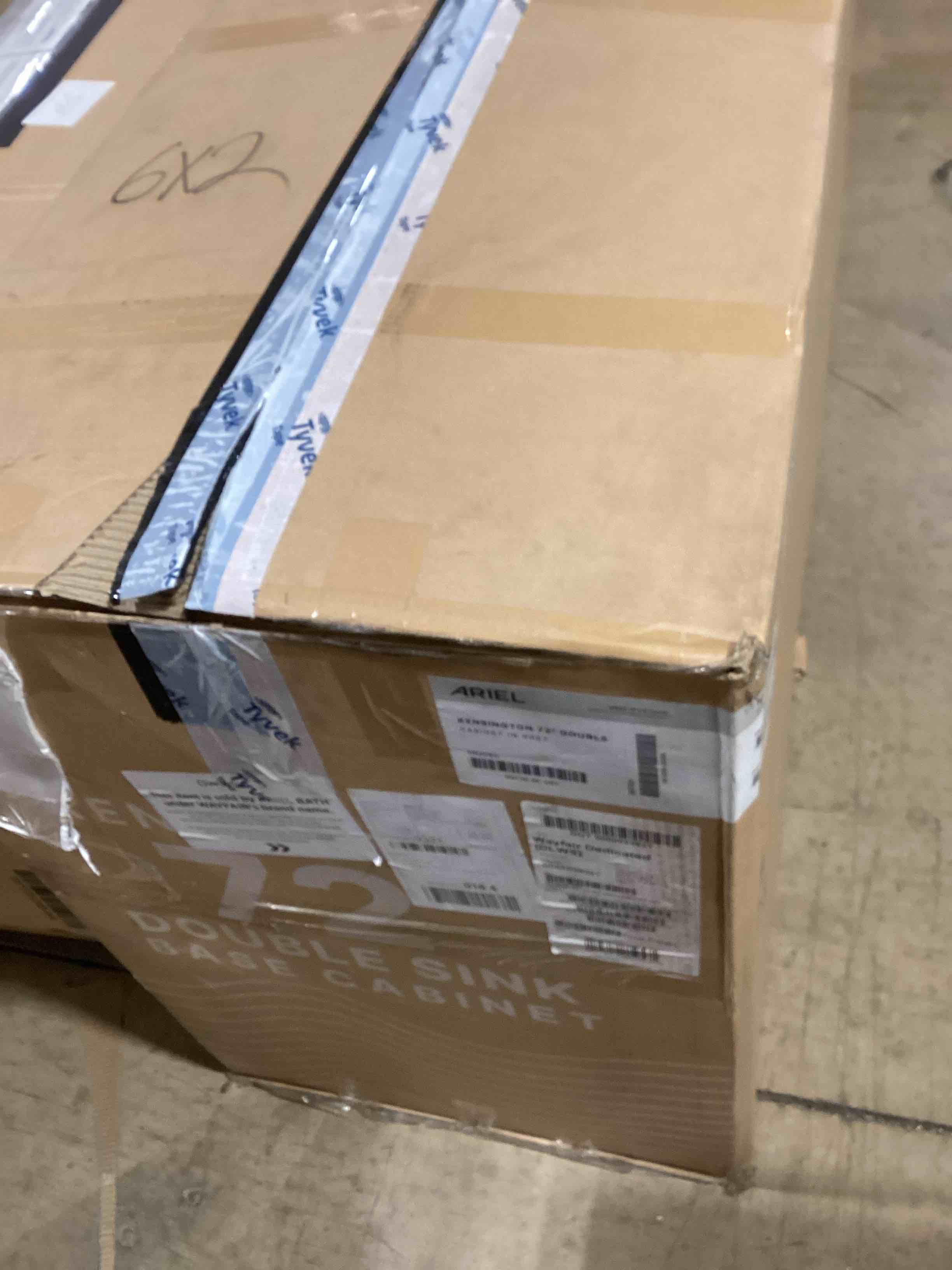 https://s3.amazonaws.com/lotting-images-prod/bidfta/PPE1787554_1738078204197.jpeg
