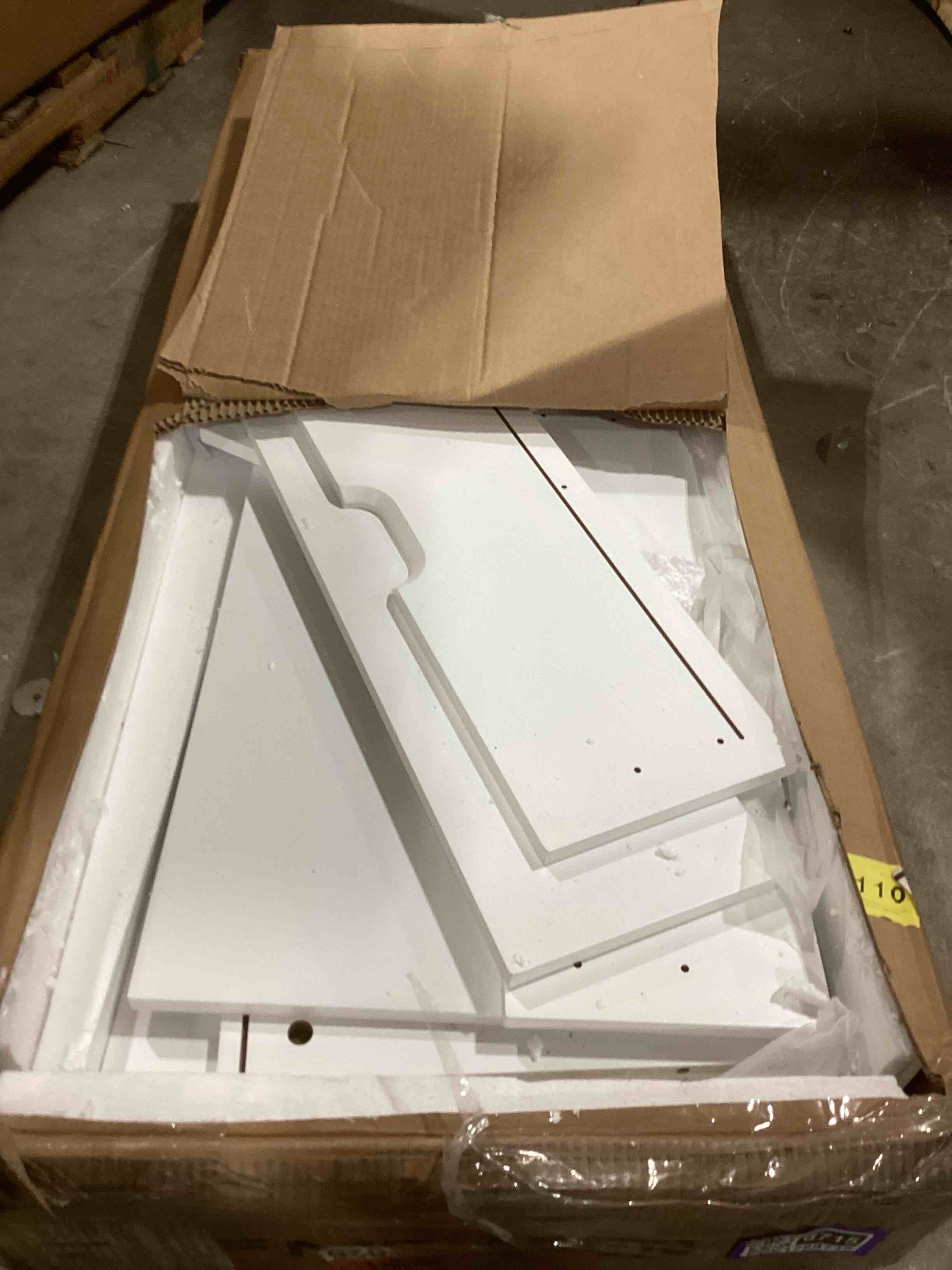 https://s3.amazonaws.com/lotting-images-prod/bidfta/PPE1788715_1741102291721.jpeg