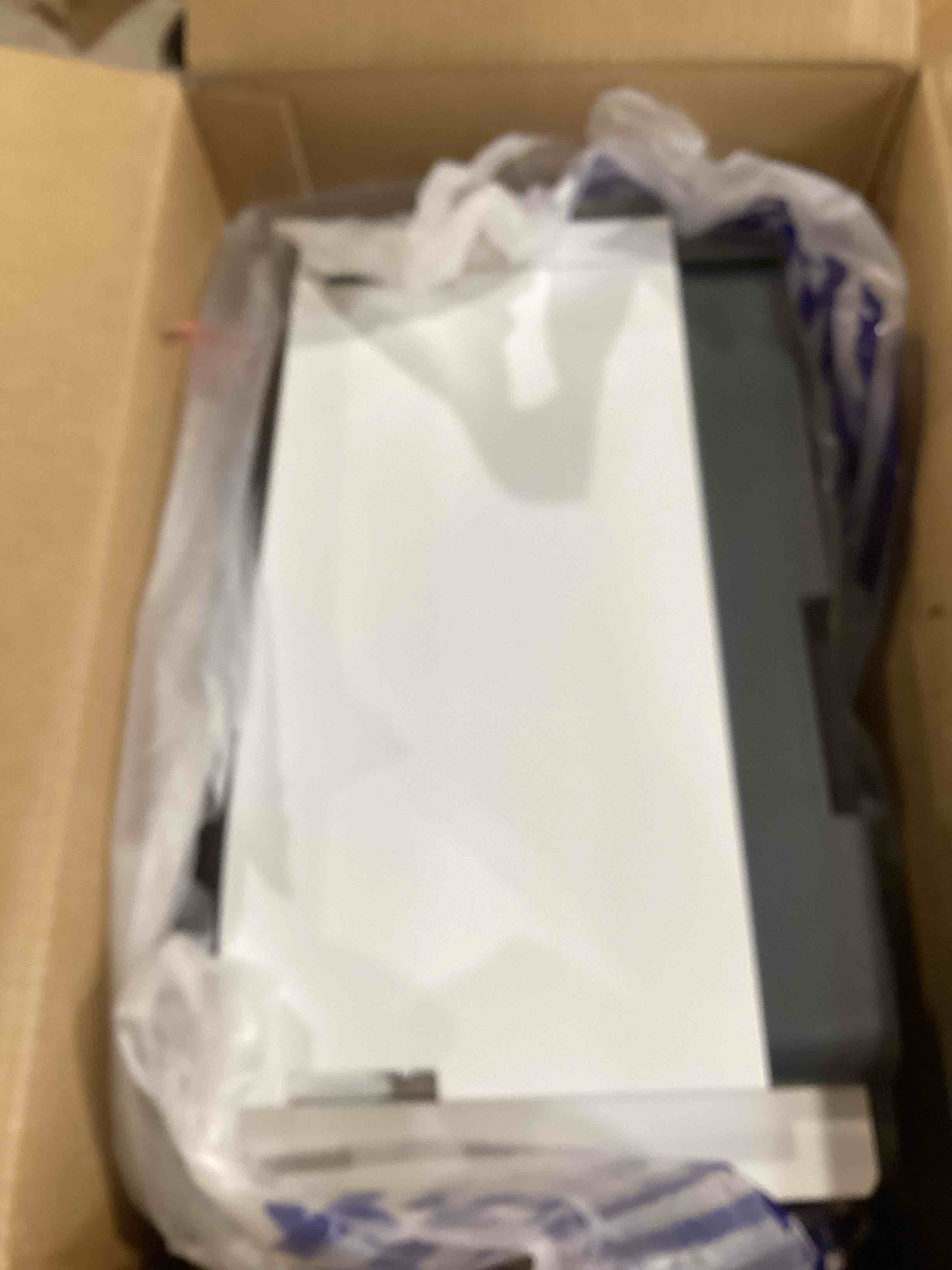 https://s3.amazonaws.com/lotting-images-prod/bidfta/PPE1789205_1741358023222.jpeg