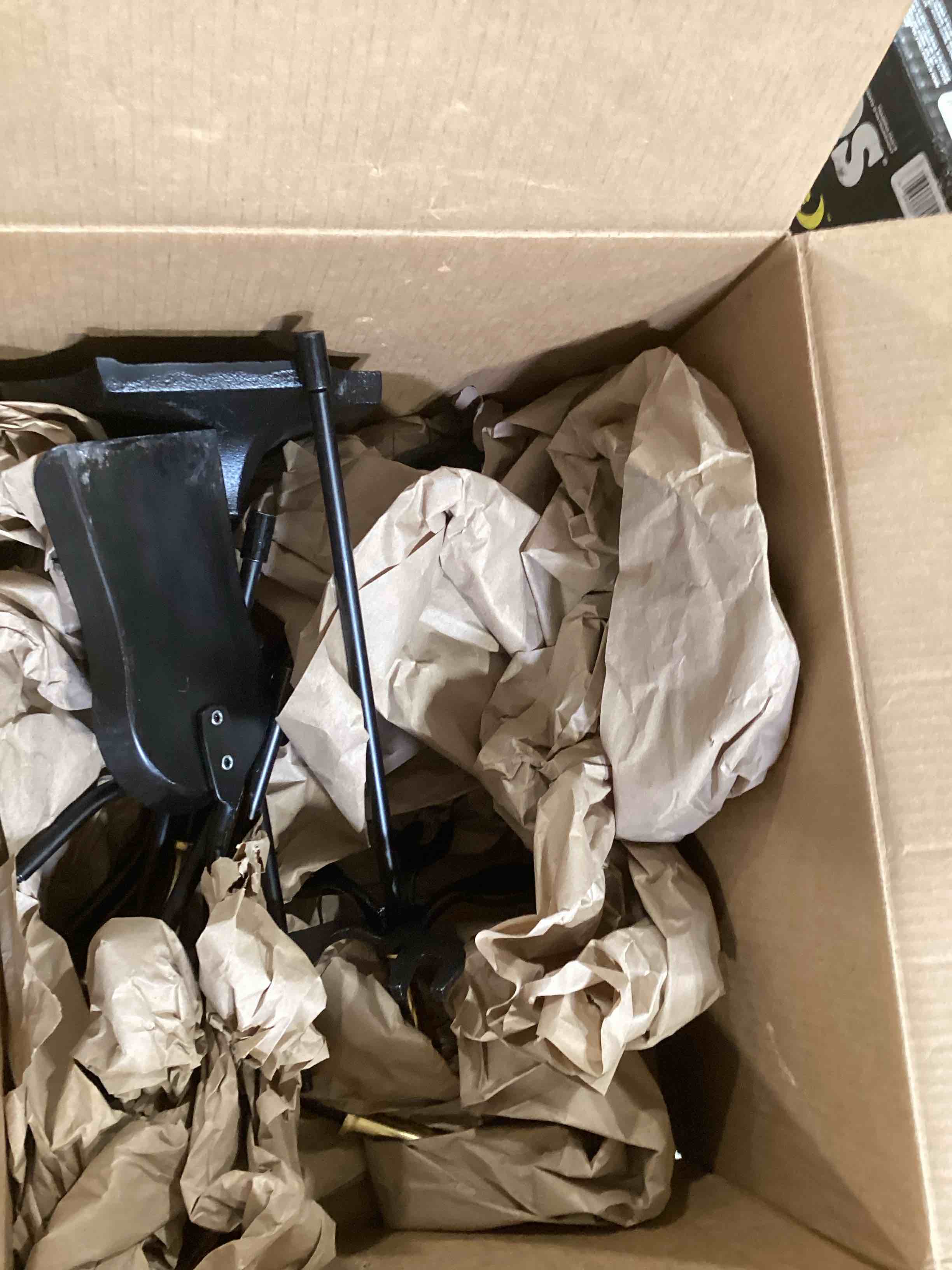 https://s3.amazonaws.com/lotting-images-prod/bidfta/PPE1789939_1741975213194.jpeg
