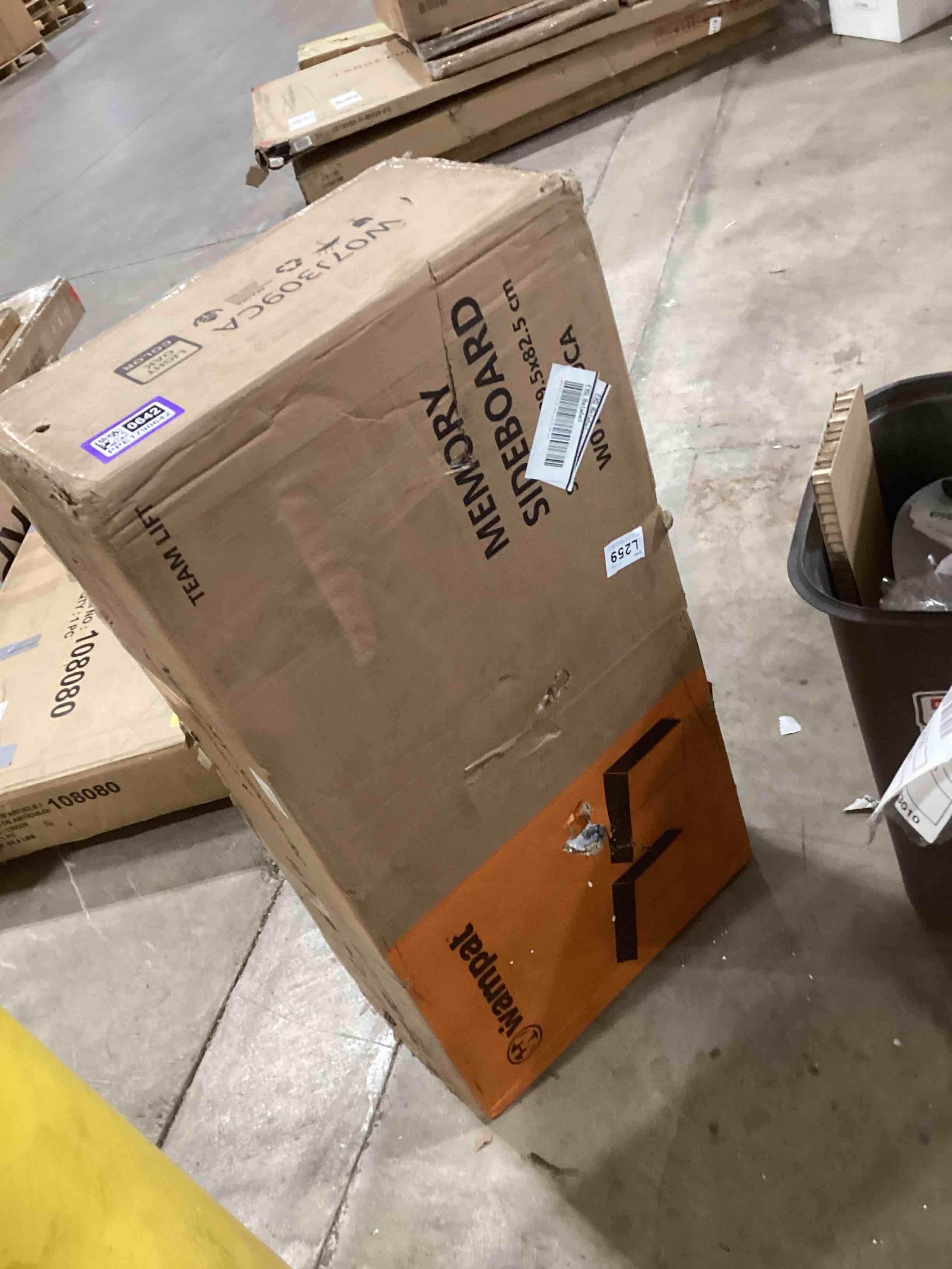 https://s3.amazonaws.com/lotting-images-prod/bidfta/PPE1790642_1742842535885.jpeg
