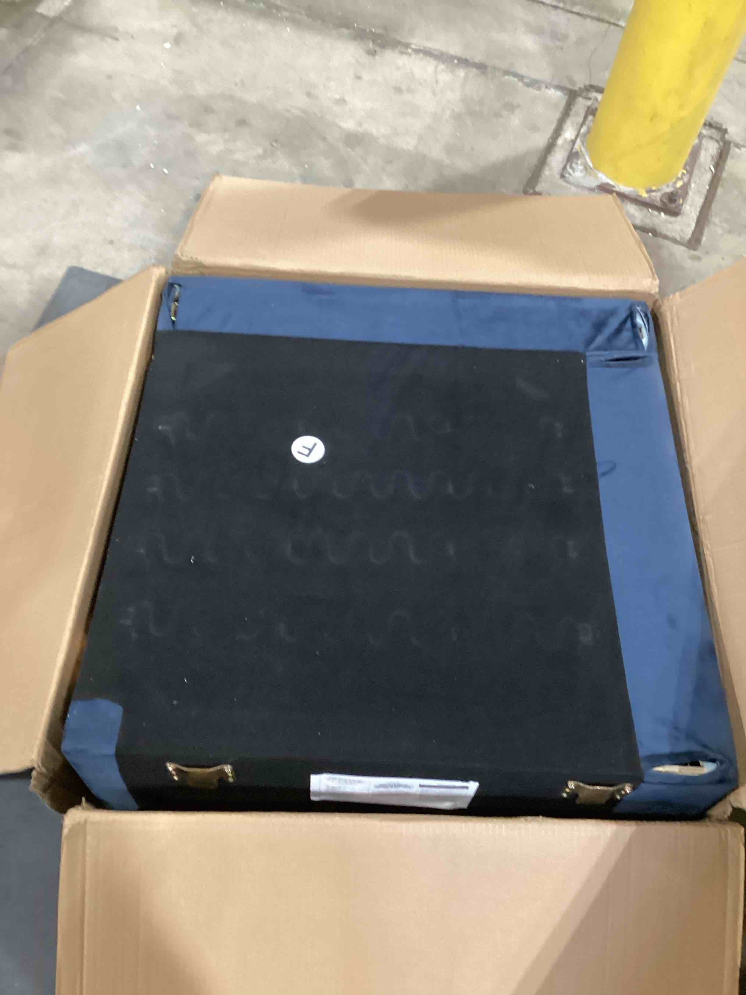 Carton D: Corner Seat Frame & Back Cushion & Long Seat Cushion