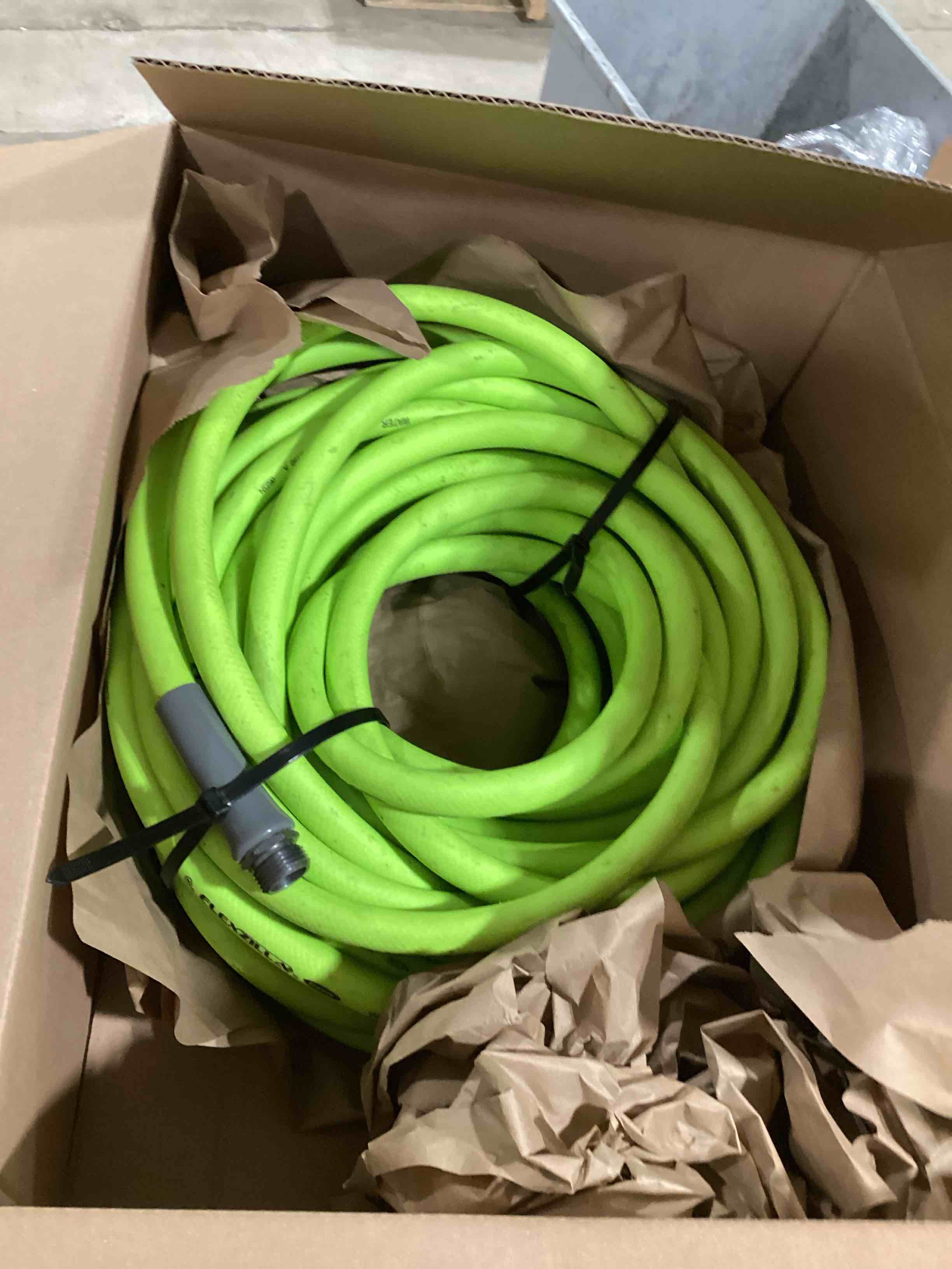 https://s3.amazonaws.com/lotting-images-prod/bidfta/PPE1791523_1743768440706.jpeg