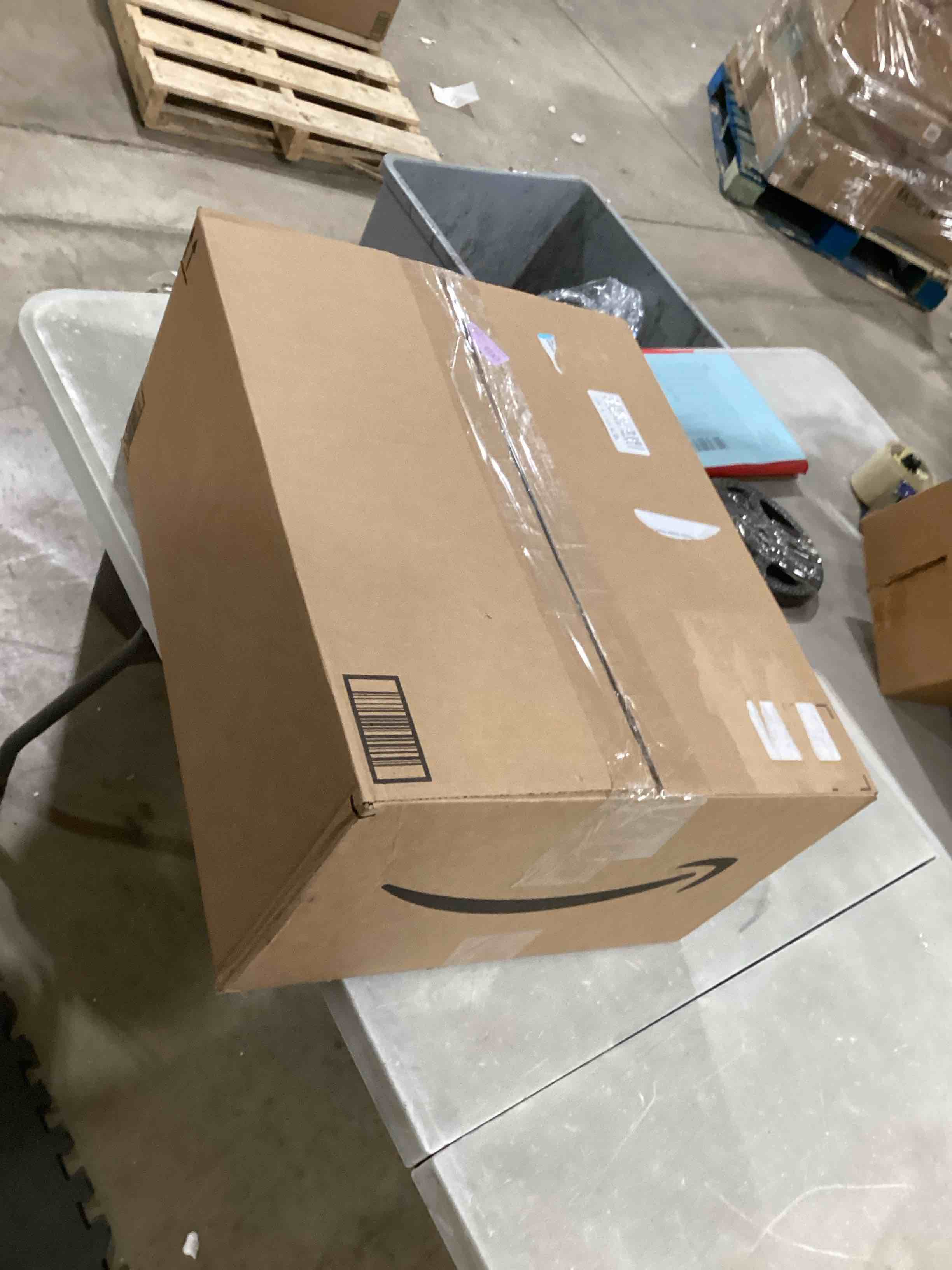 https://s3.amazonaws.com/lotting-images-prod/bidfta/PPE1791526_1743768682394.jpeg