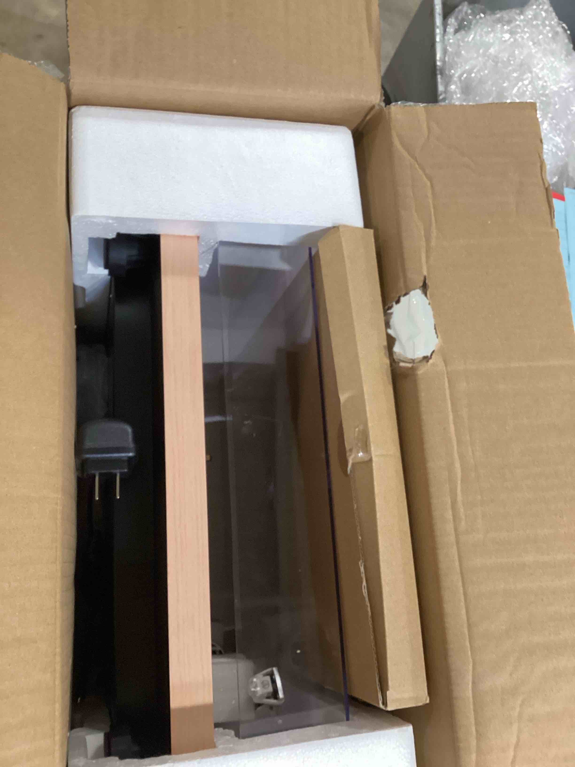 https://s3.amazonaws.com/lotting-images-prod/bidfta/PPE1791553_1743774591159.jpeg