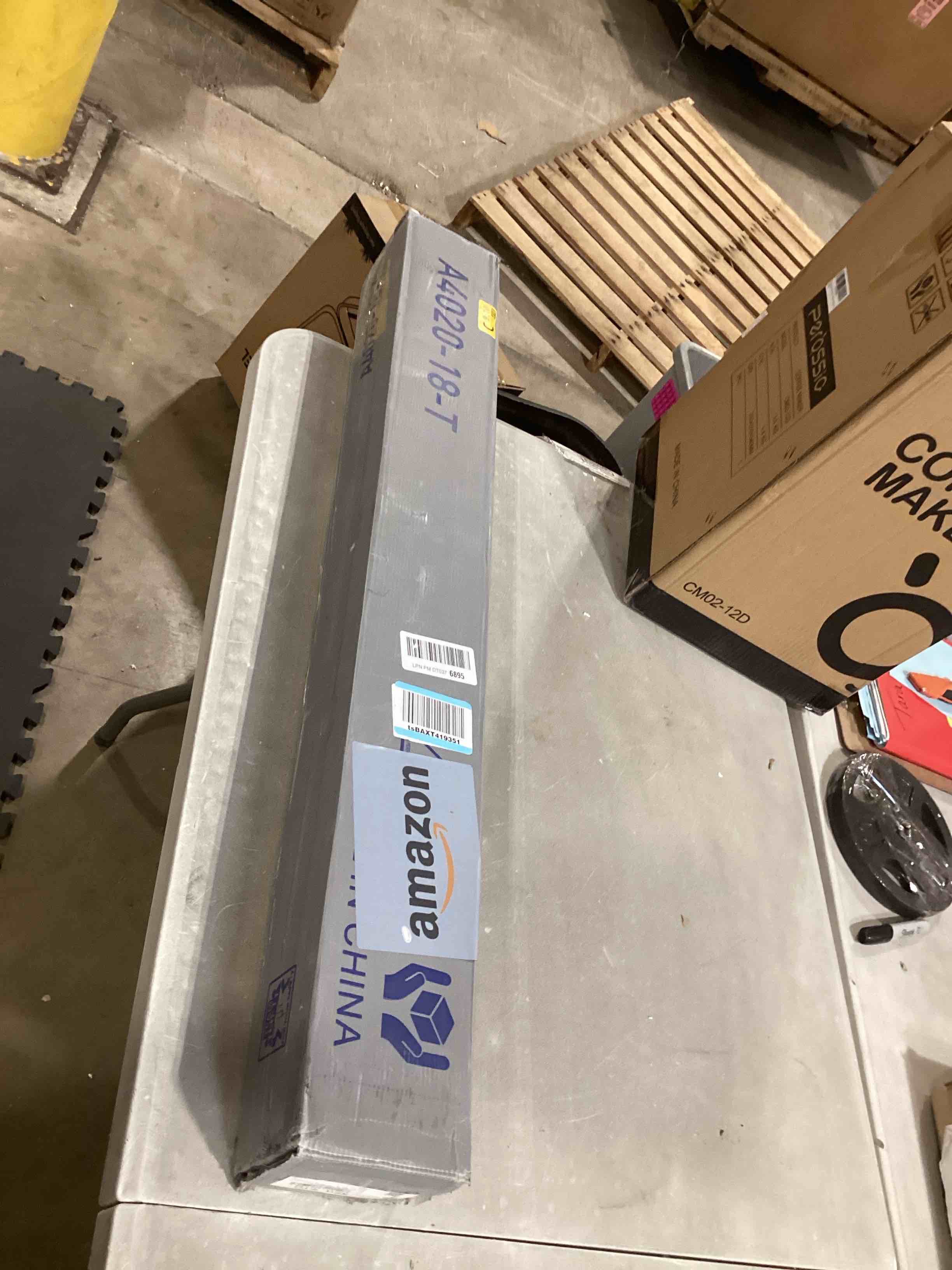 https://s3.amazonaws.com/lotting-images-prod/bidfta/PPE1791663_1743792358486.jpeg