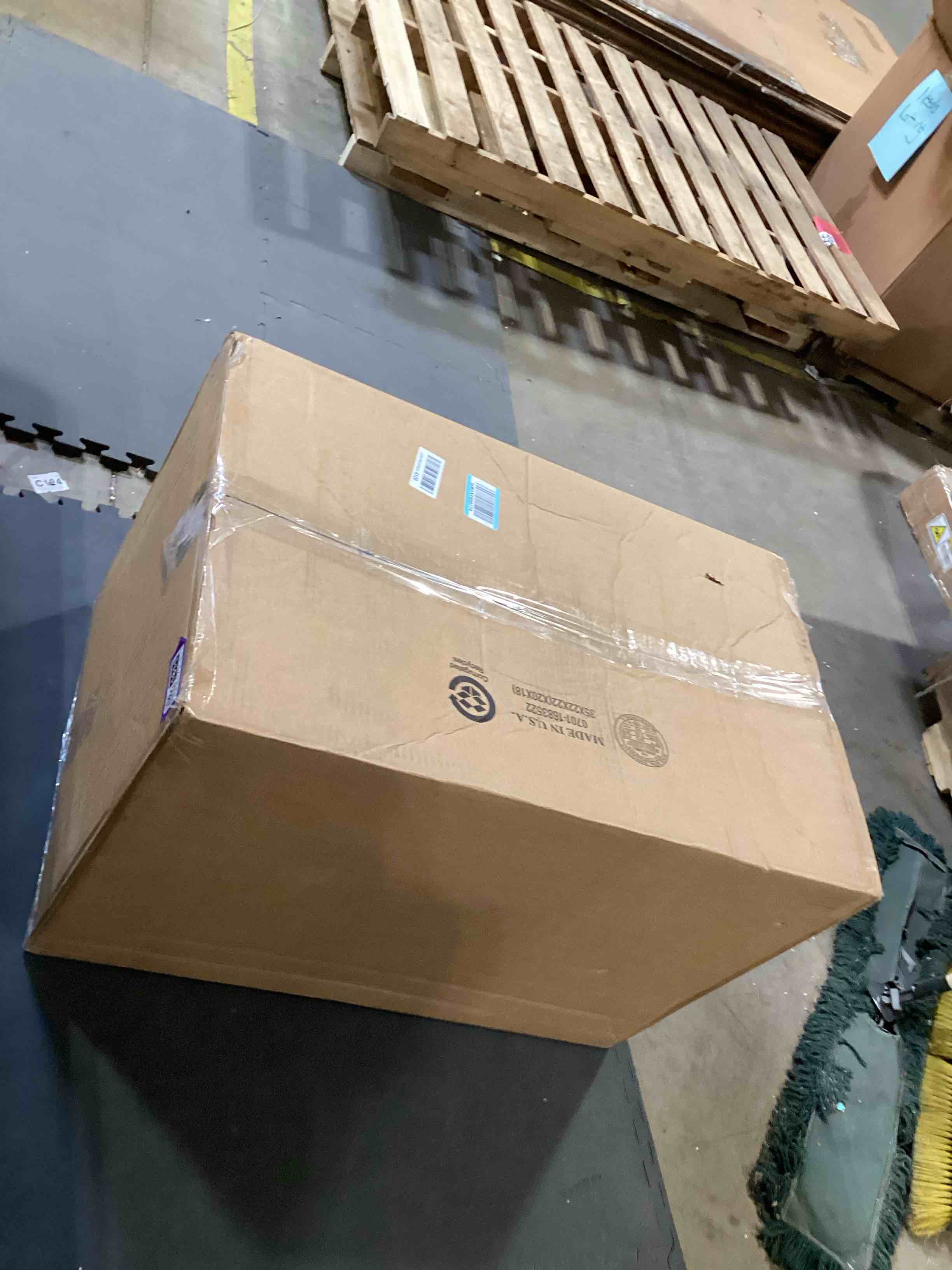 https://s3.amazonaws.com/lotting-images-prod/bidfta/PPE1791811_1744037401631.jpeg