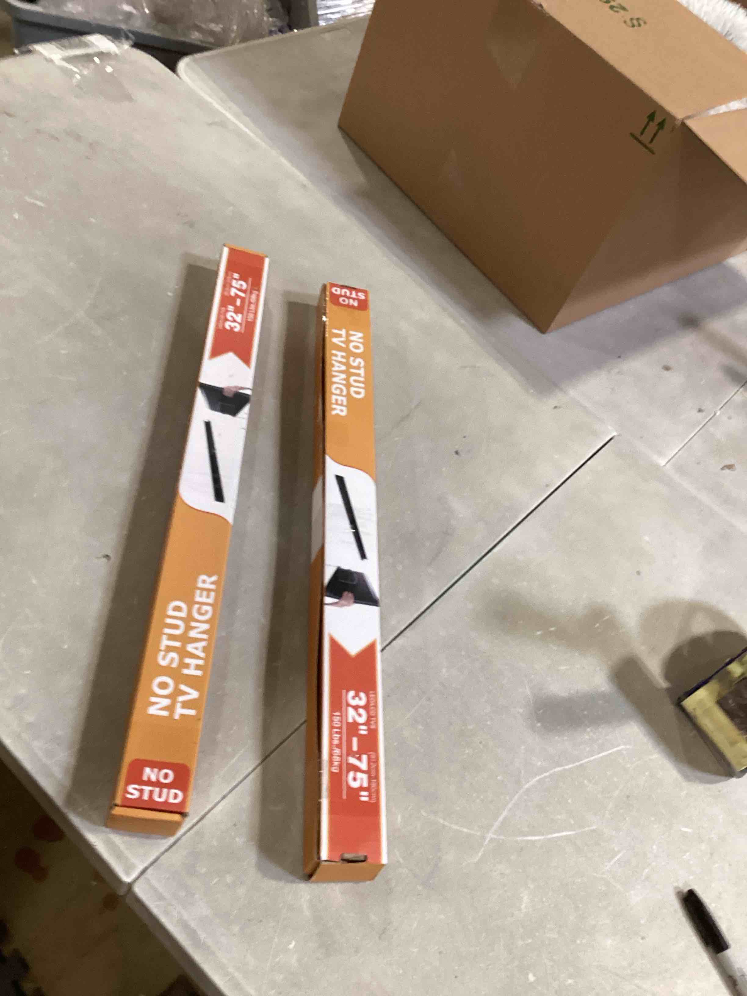 https://s3.amazonaws.com/lotting-images-prod/bidfta/PPE1791894_1744054038322.jpeg