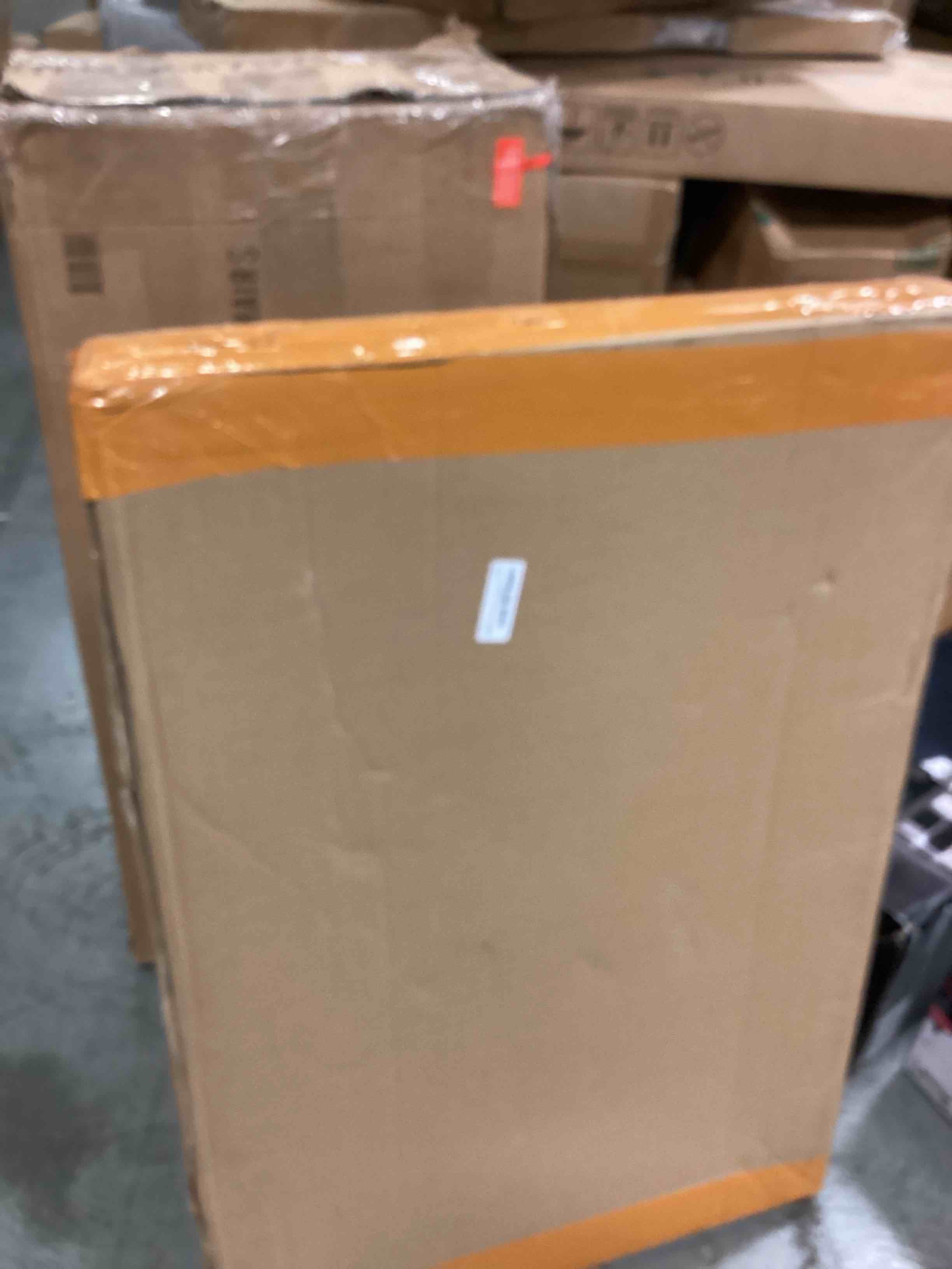 https://s3.amazonaws.com/lotting-images-prod/bidfta/PPE1794113_1754673371277.jpeg