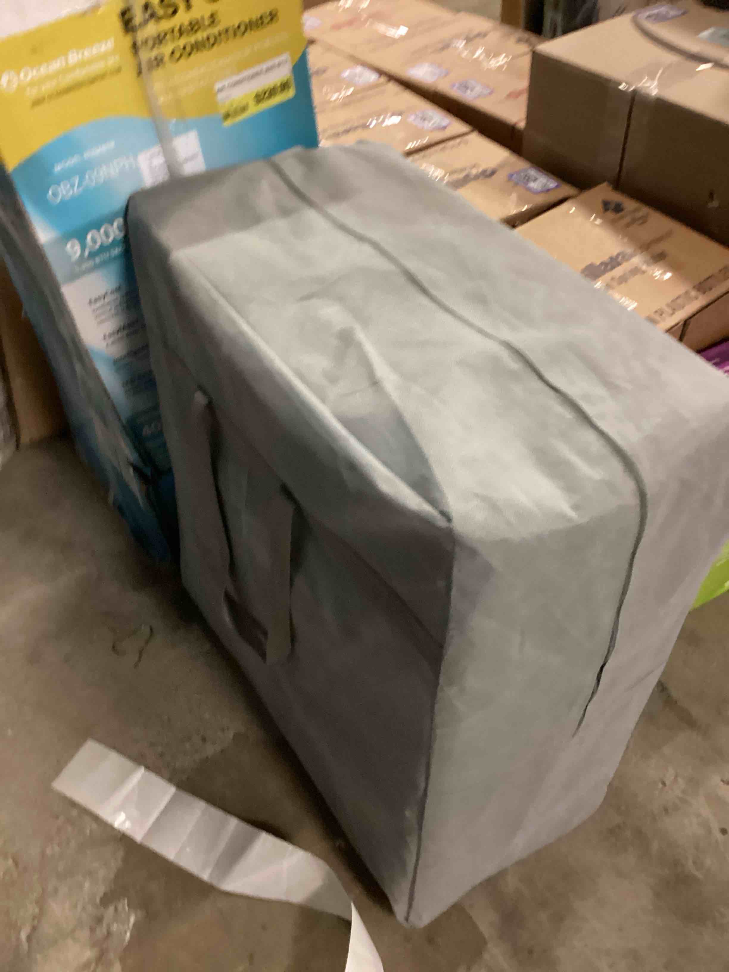https://s3.amazonaws.com/lotting-images-prod/bidfta/PPE1794214_1755106385106.jpeg