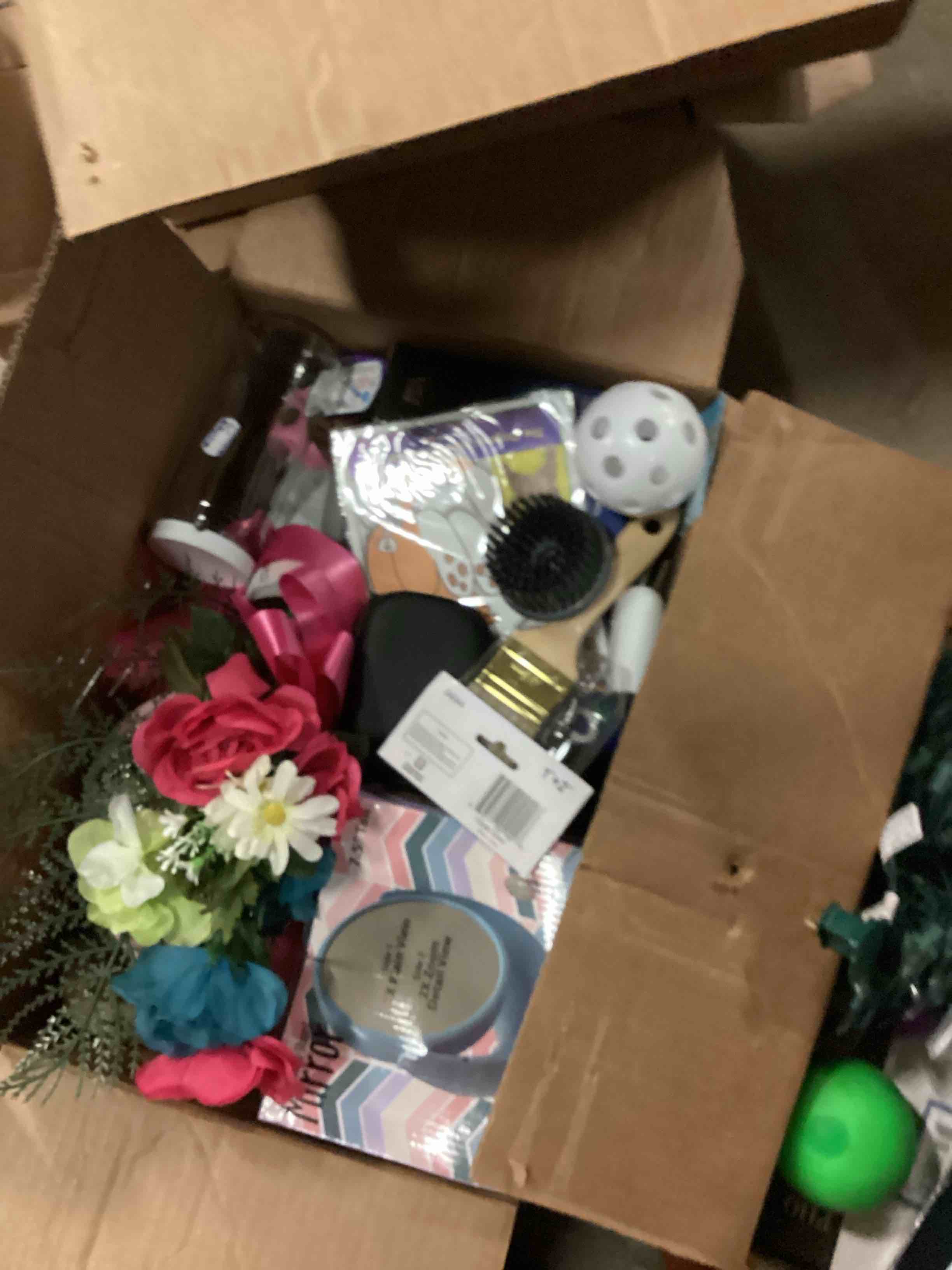 https://s3.amazonaws.com/lotting-images-prod/bidfta/PPE1794229_1755102988763.jpeg
