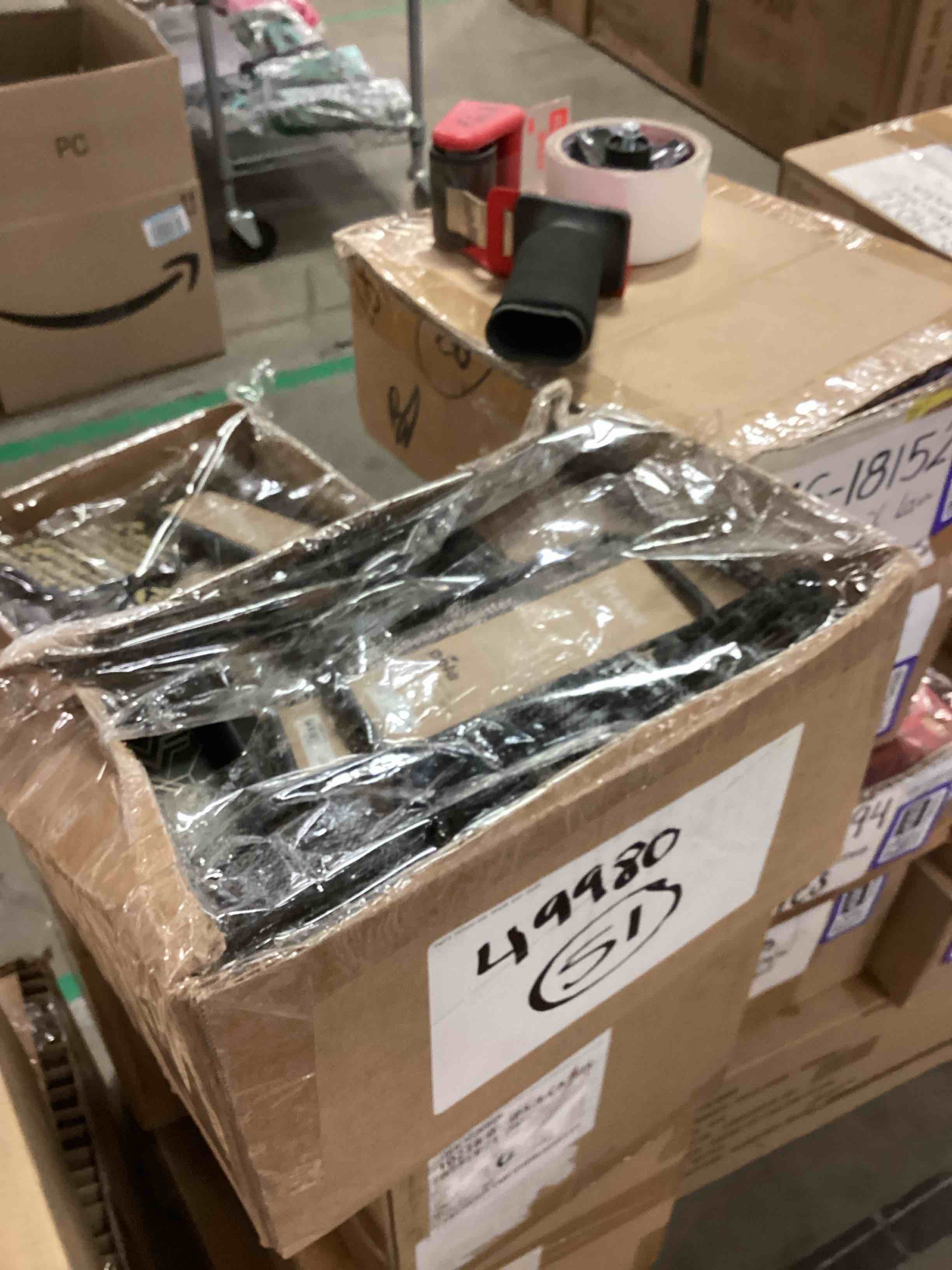 https://s3.amazonaws.com/lotting-images-prod/bidfta/PPE1794516_1755617090338.jpeg