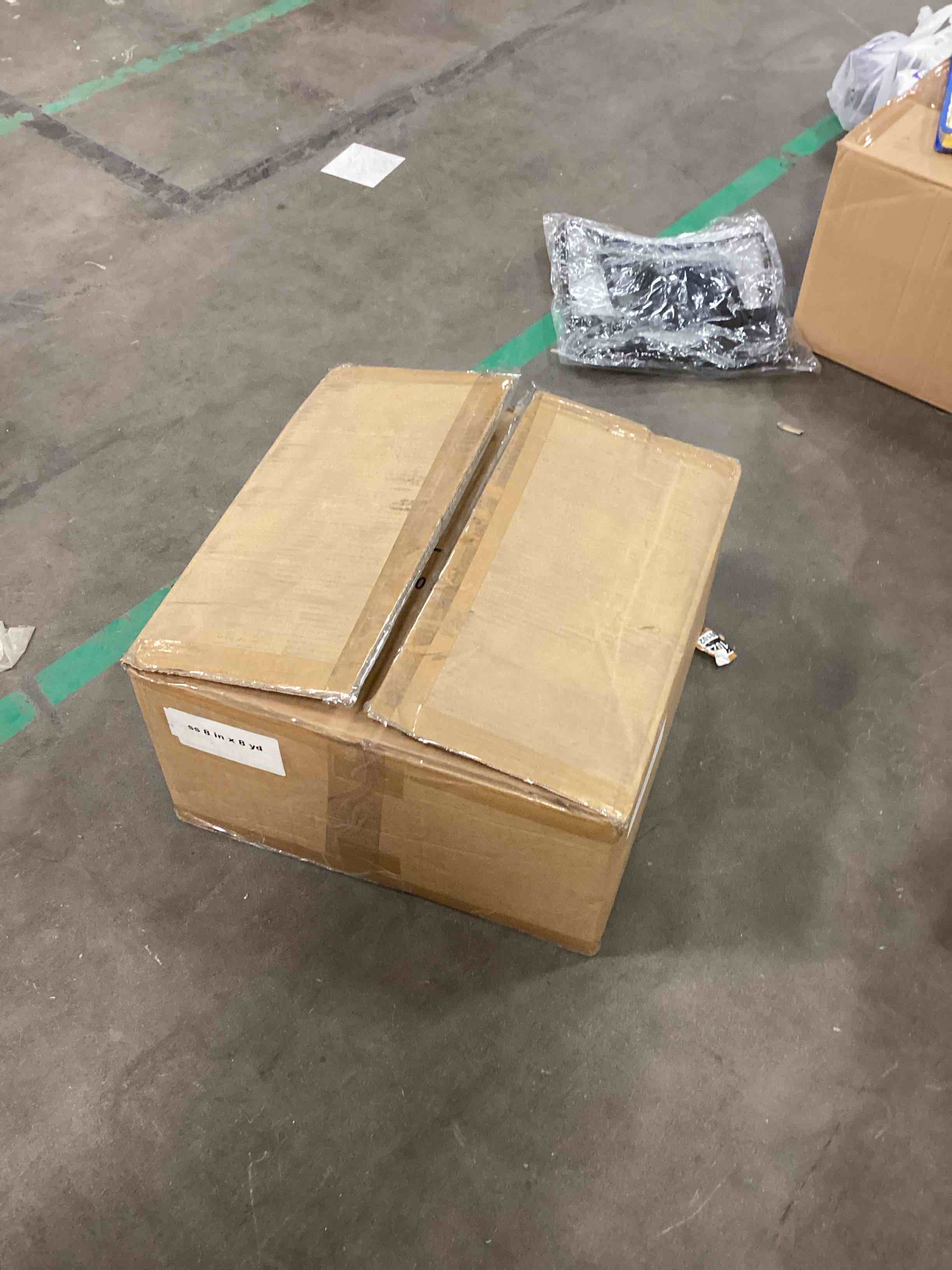 https://s3.amazonaws.com/lotting-images-prod/bidfta/PPE1794714_1756145237357.jpeg