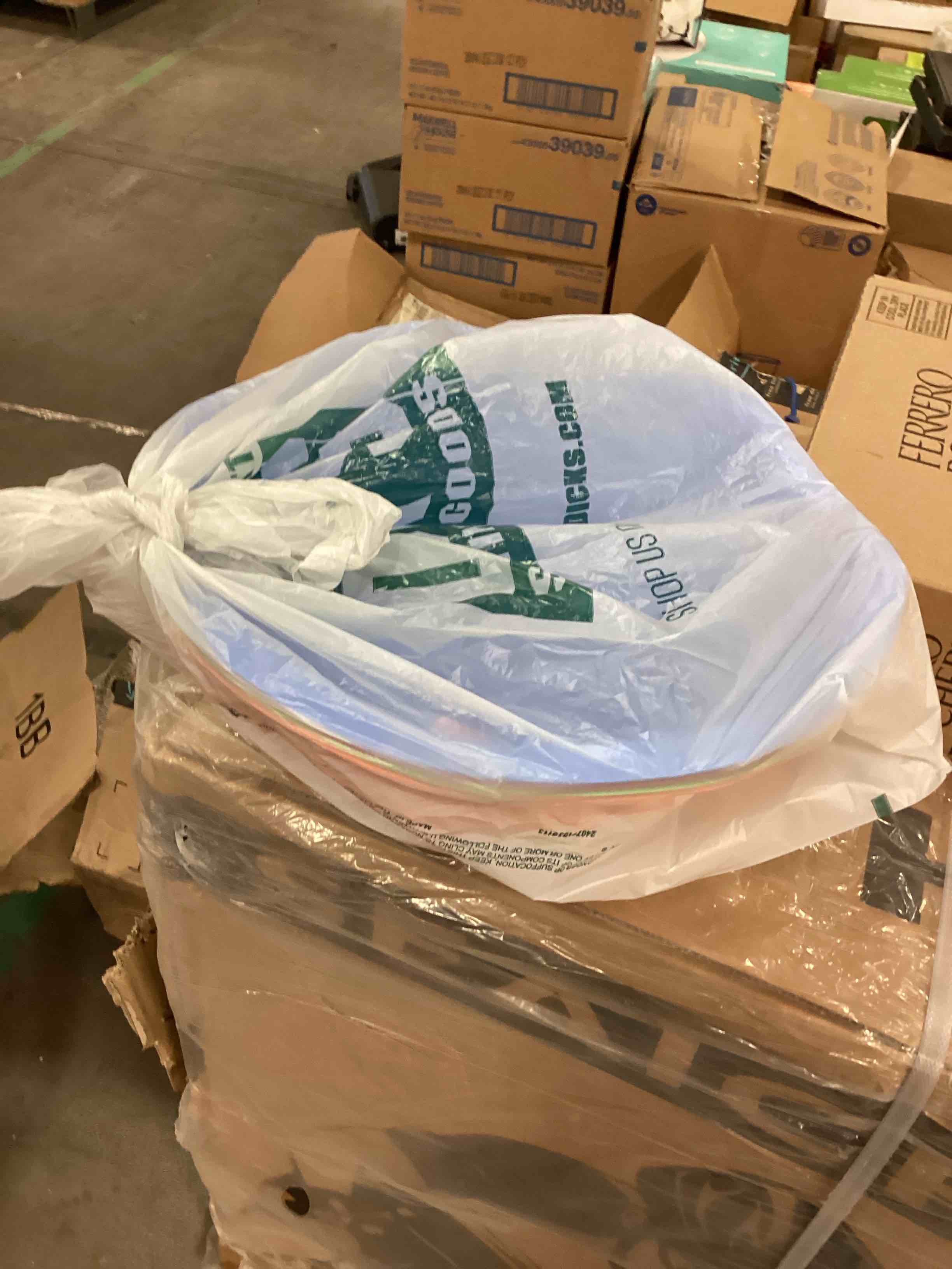 https://s3.amazonaws.com/lotting-images-prod/bidfta/PPE1794889_1756236016645.jpeg