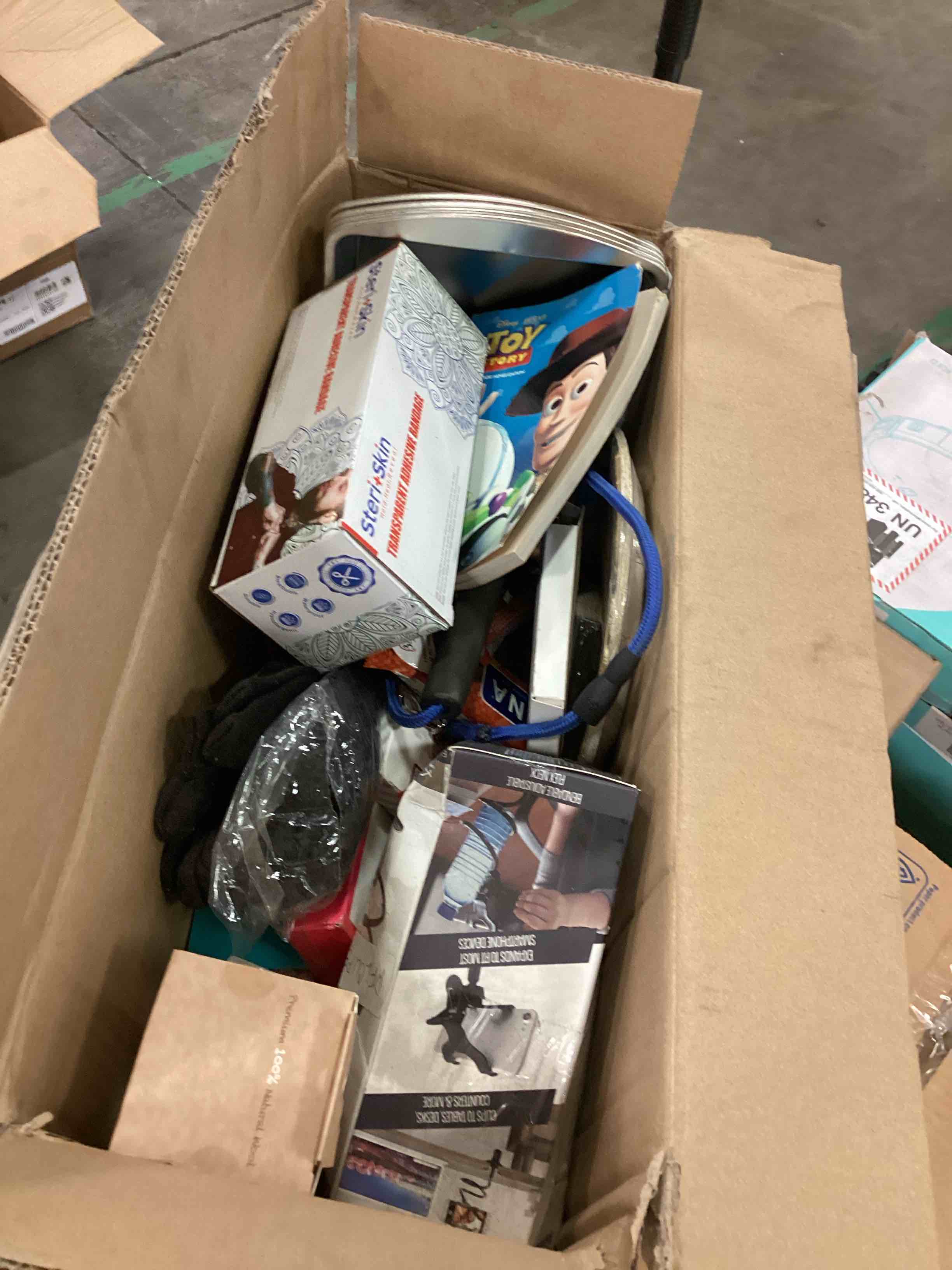 https://s3.amazonaws.com/lotting-images-prod/bidfta/PPE1794951_1756243843866.jpeg