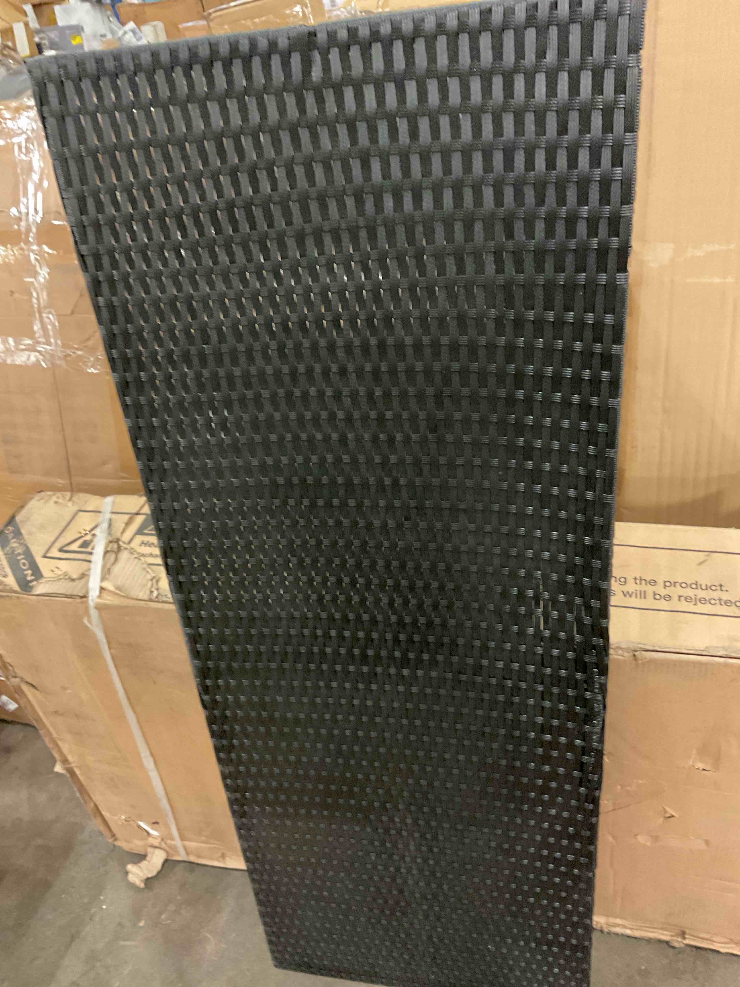 https://s3.amazonaws.com/lotting-images-prod/bidfta/PPE1798037_1750367209144.jpeg