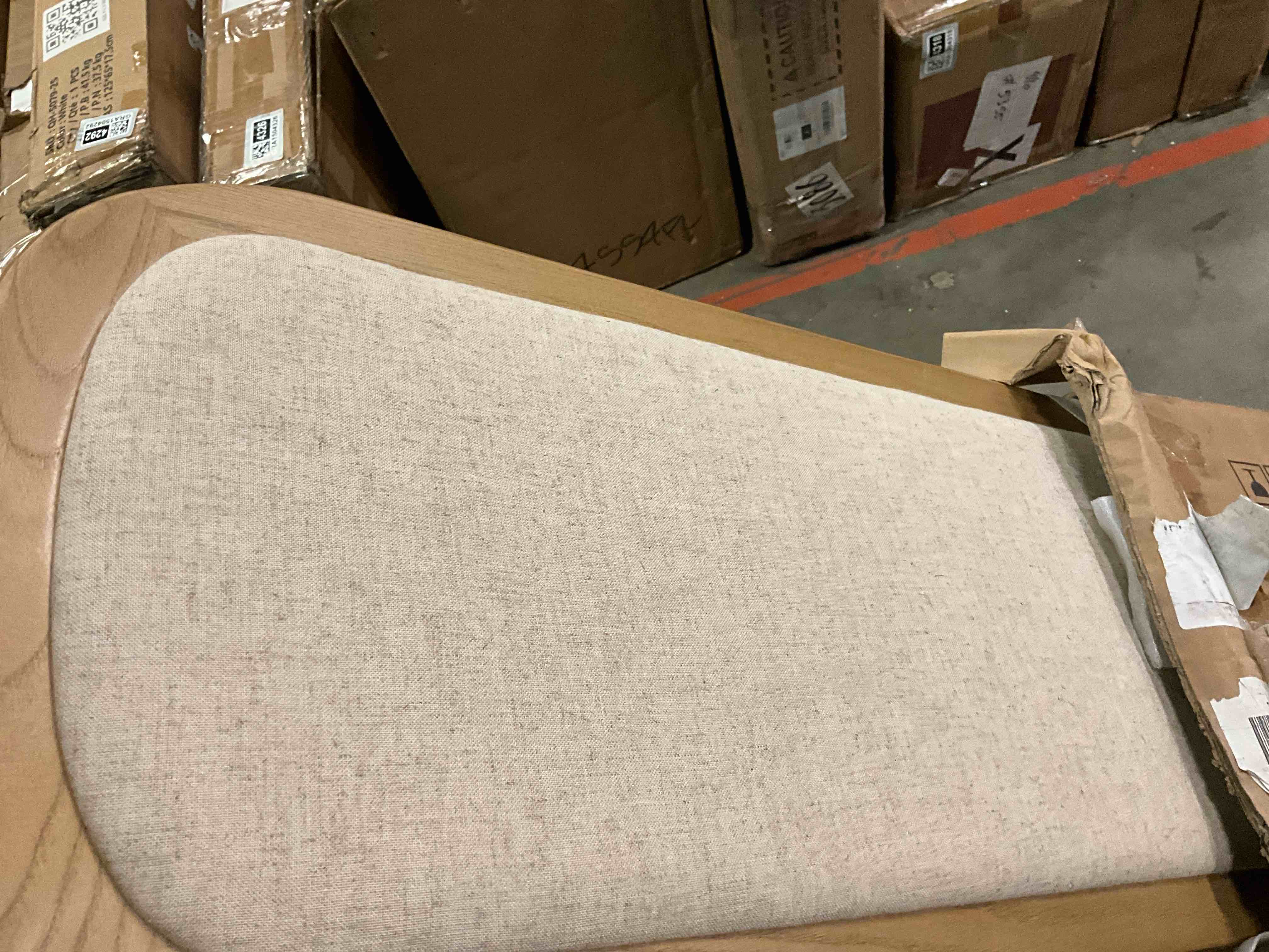 https://s3.amazonaws.com/lotting-images-prod/bidfta/PPE1798122_1750690751924.jpeg