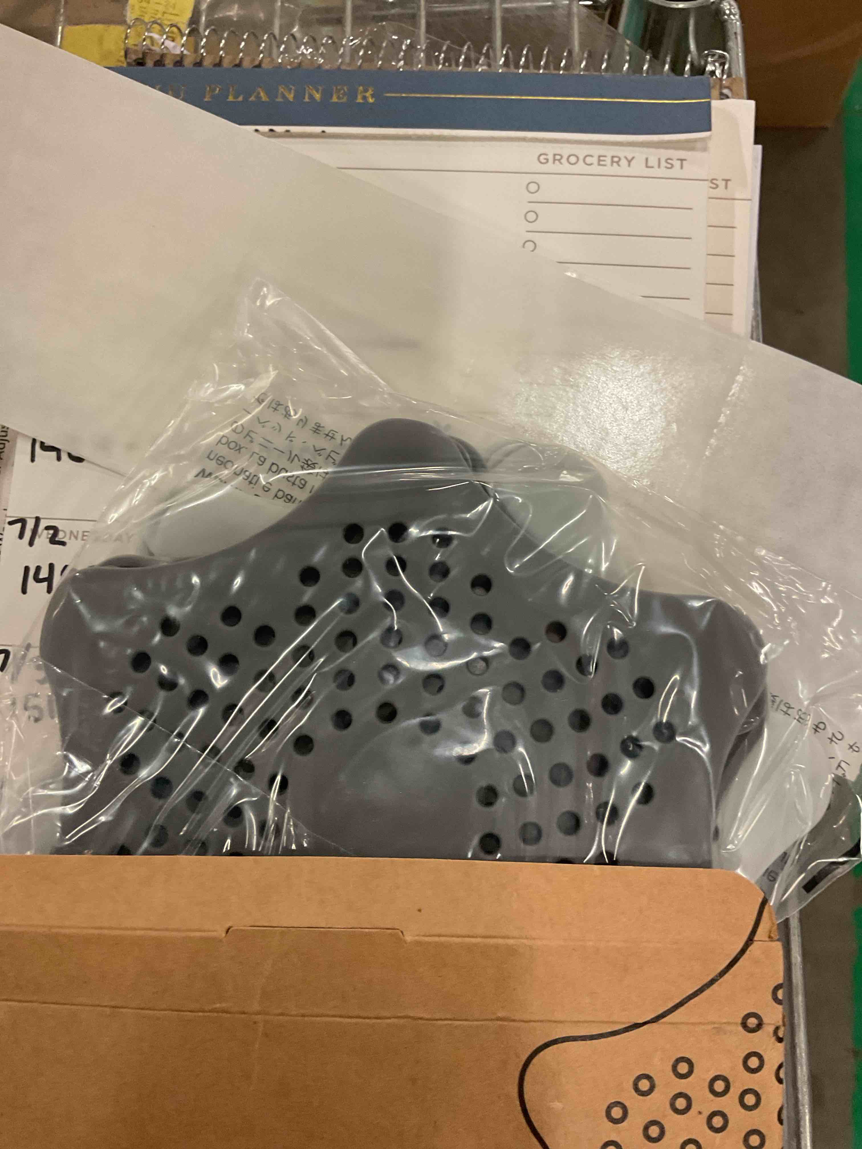 https://s3.amazonaws.com/lotting-images-prod/bidfta/PPE1798595_1751556328132.jpeg