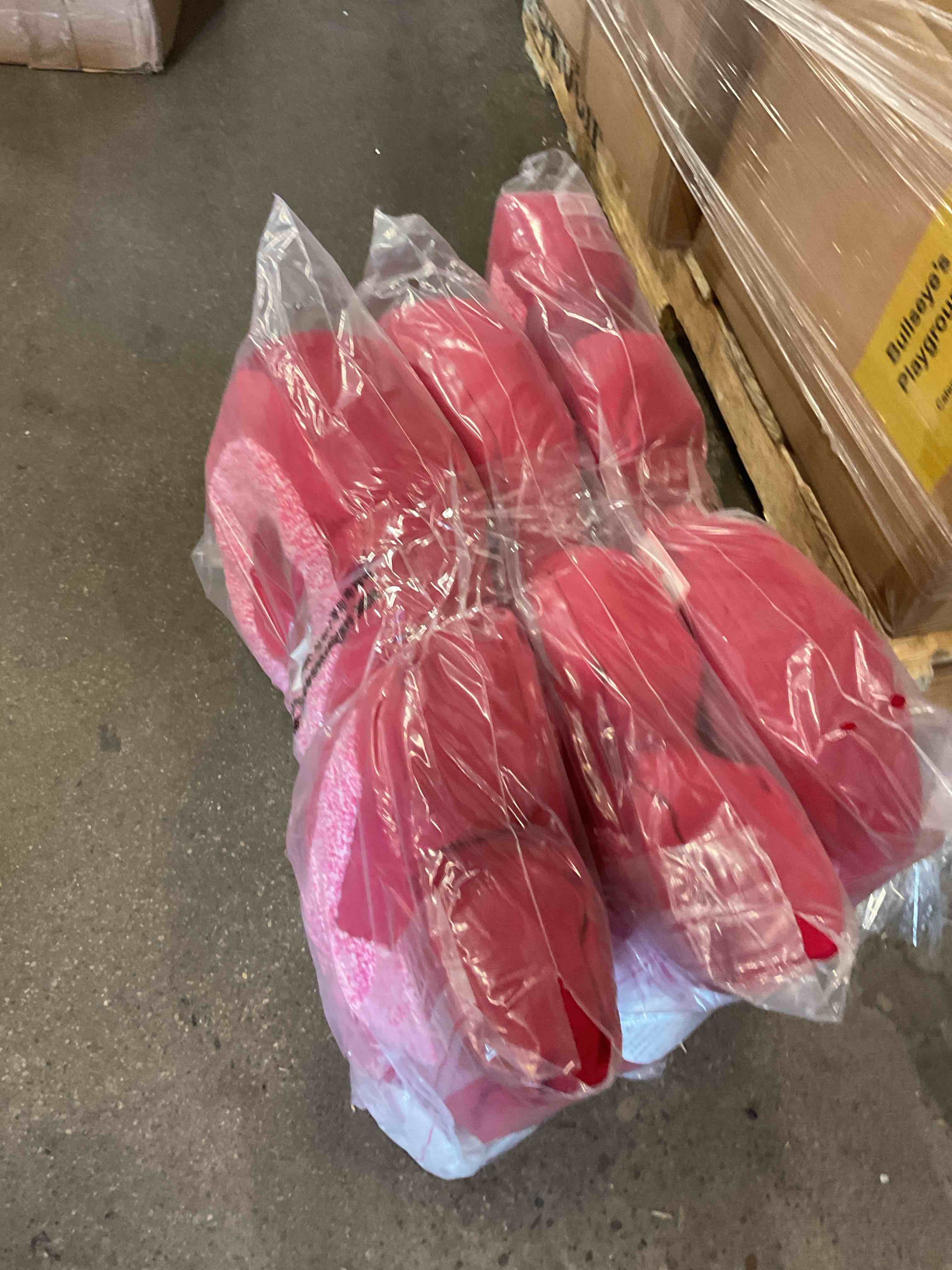 https://s3.amazonaws.com/lotting-images-prod/bidfta/PPE1798751_1751901667956.jpeg