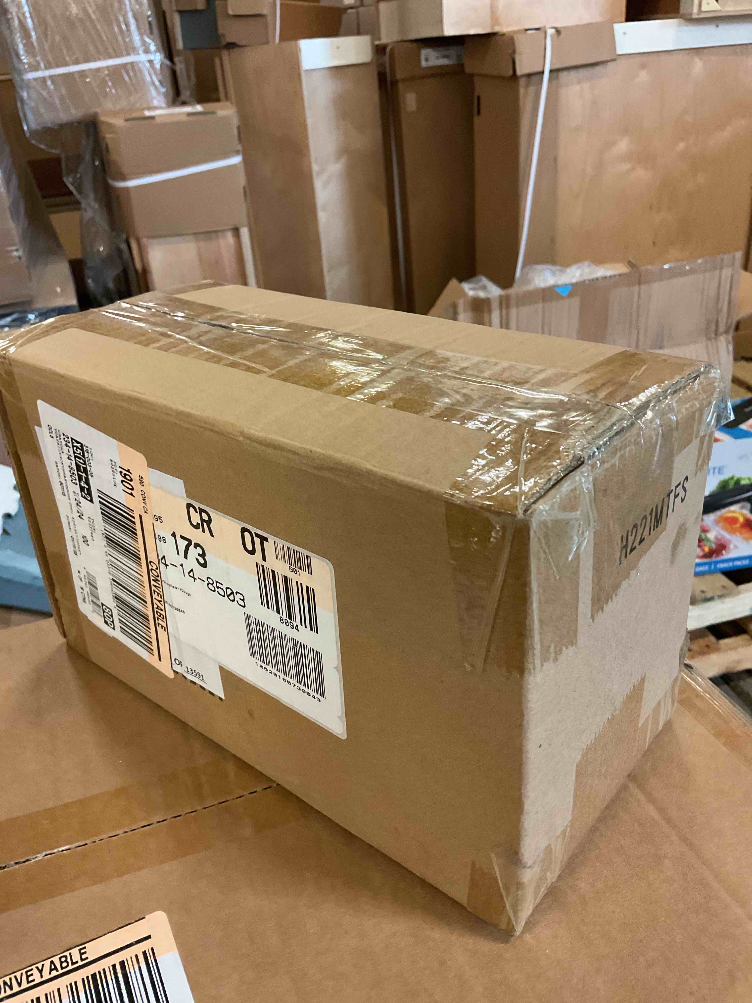 https://s3.amazonaws.com/lotting-images-prod/bidfta/PPE1798824_1751983706265.jpeg