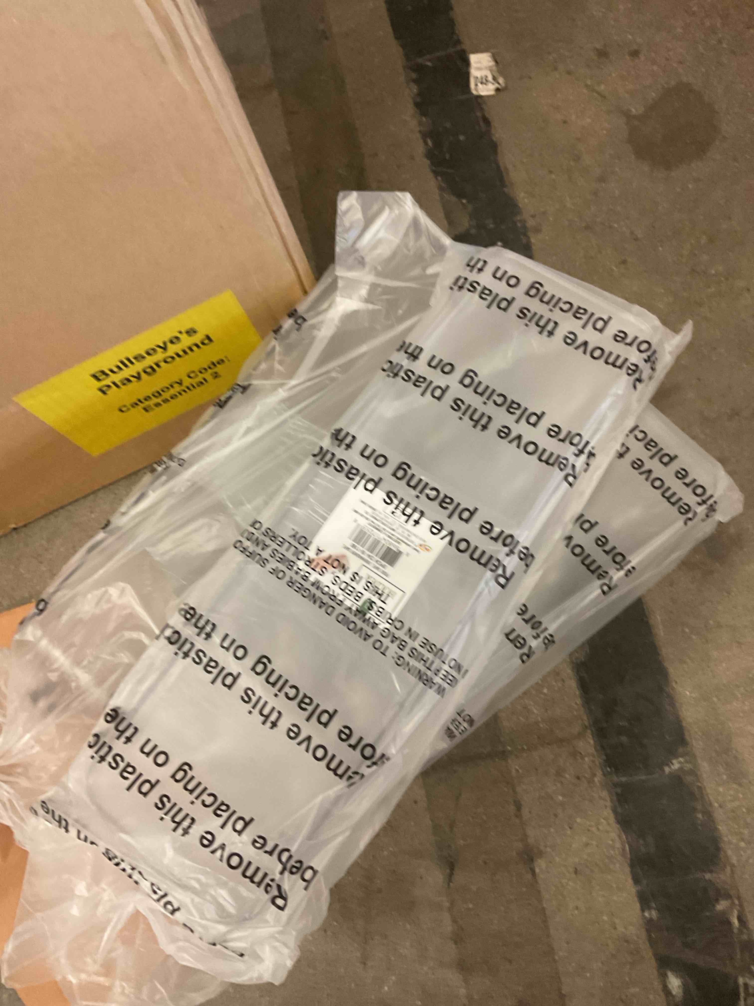 https://s3.amazonaws.com/lotting-images-prod/bidfta/PPE1798864_1751990086102.jpeg