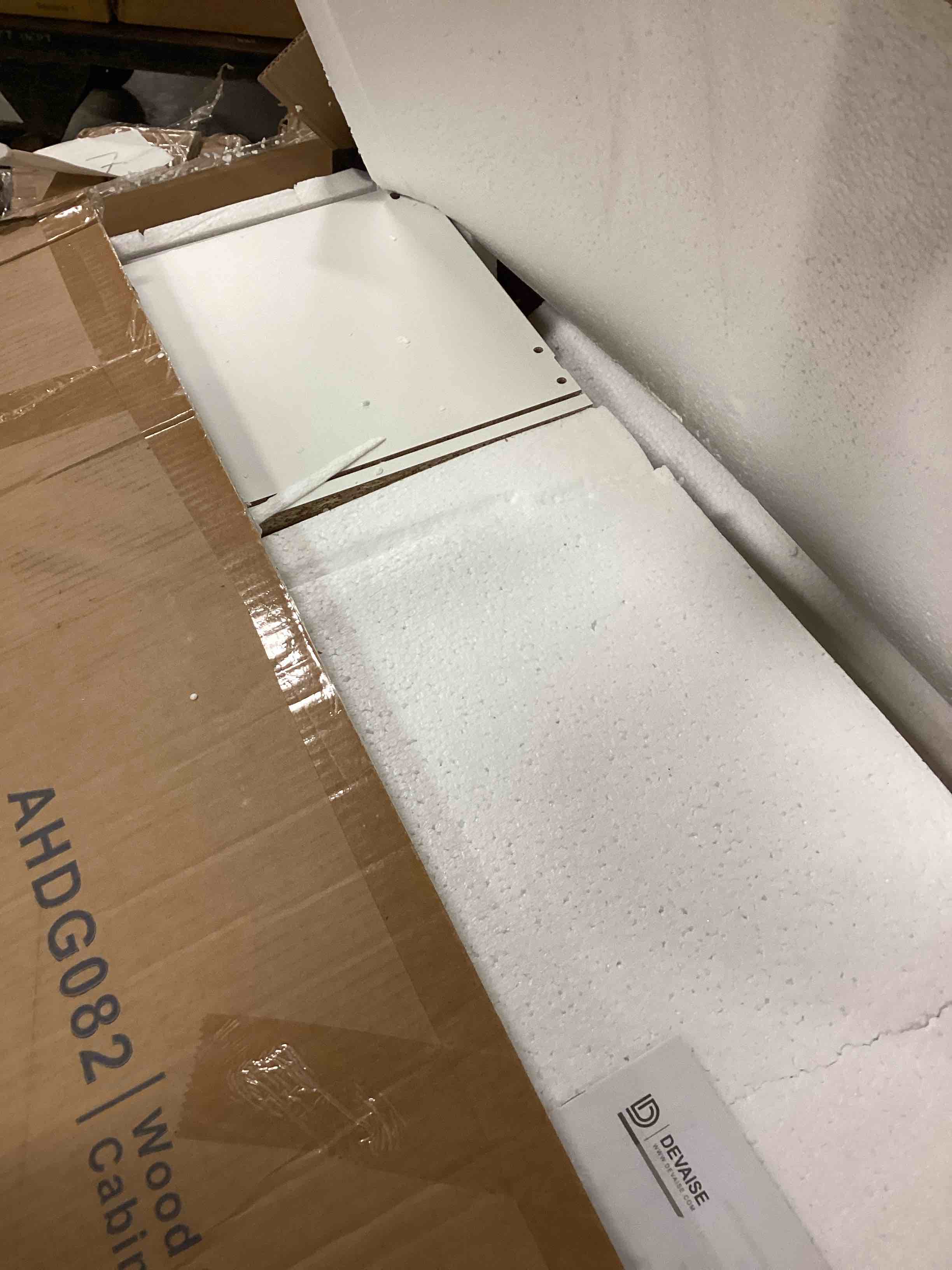 https://s3.amazonaws.com/lotting-images-prod/bidfta/PPE1799057_1752593038934.jpeg