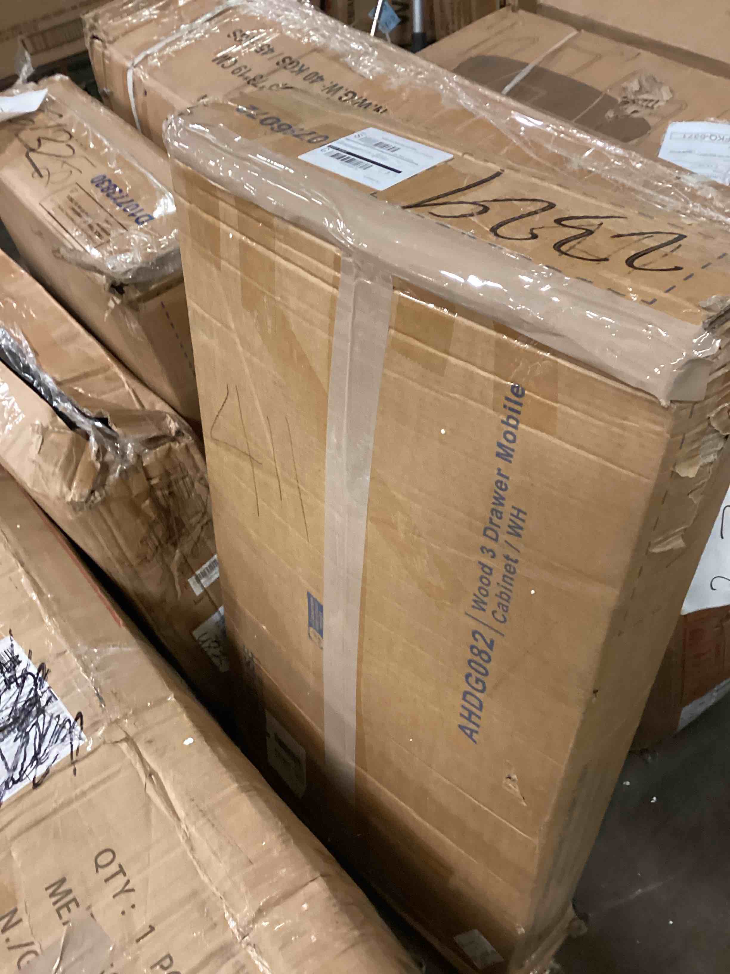 https://s3.amazonaws.com/lotting-images-prod/bidfta/PPE1799057_1752593218868.jpeg