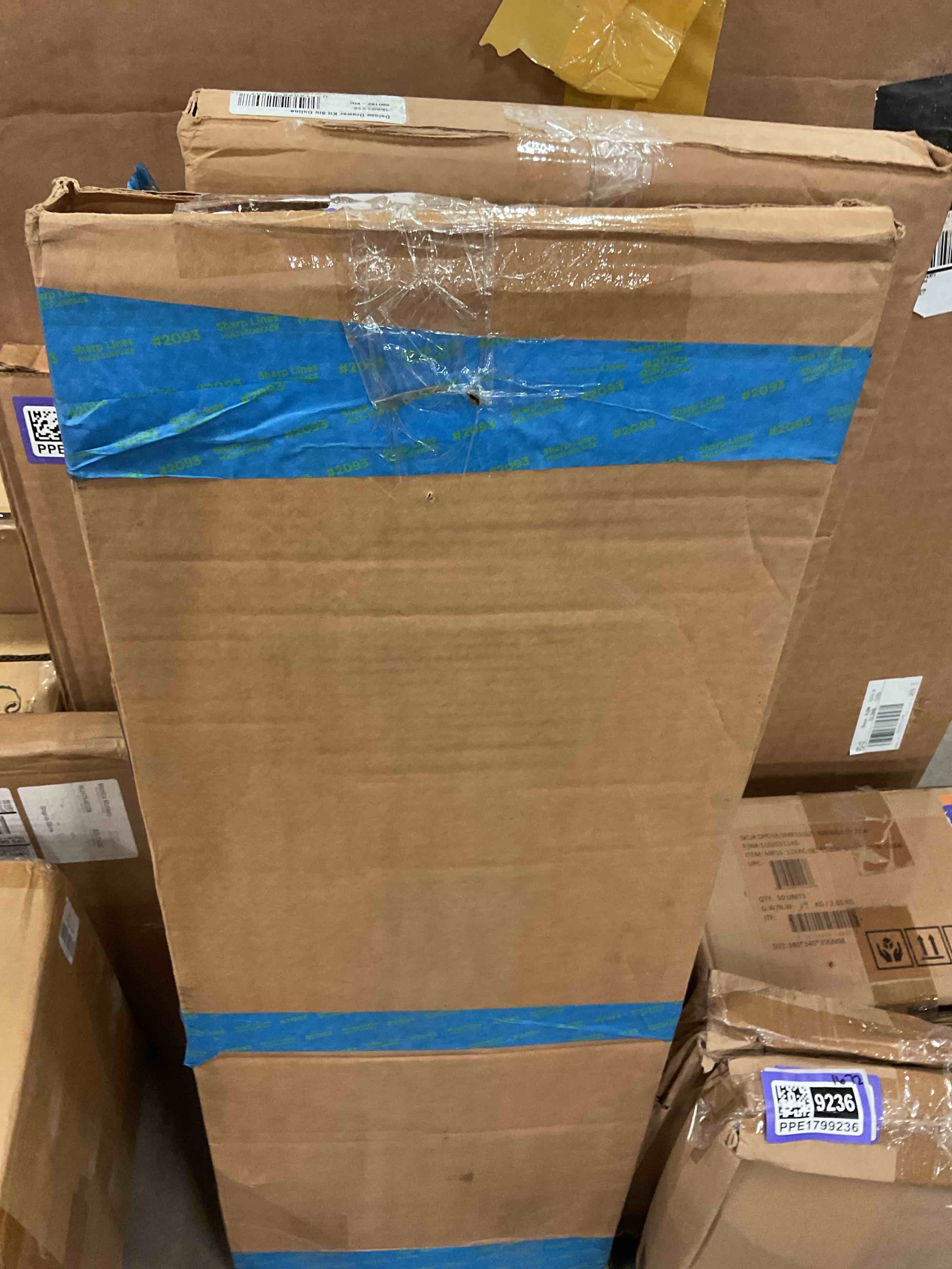 https://s3.amazonaws.com/lotting-images-prod/bidfta/PPE1799240_1753370891309.jpeg