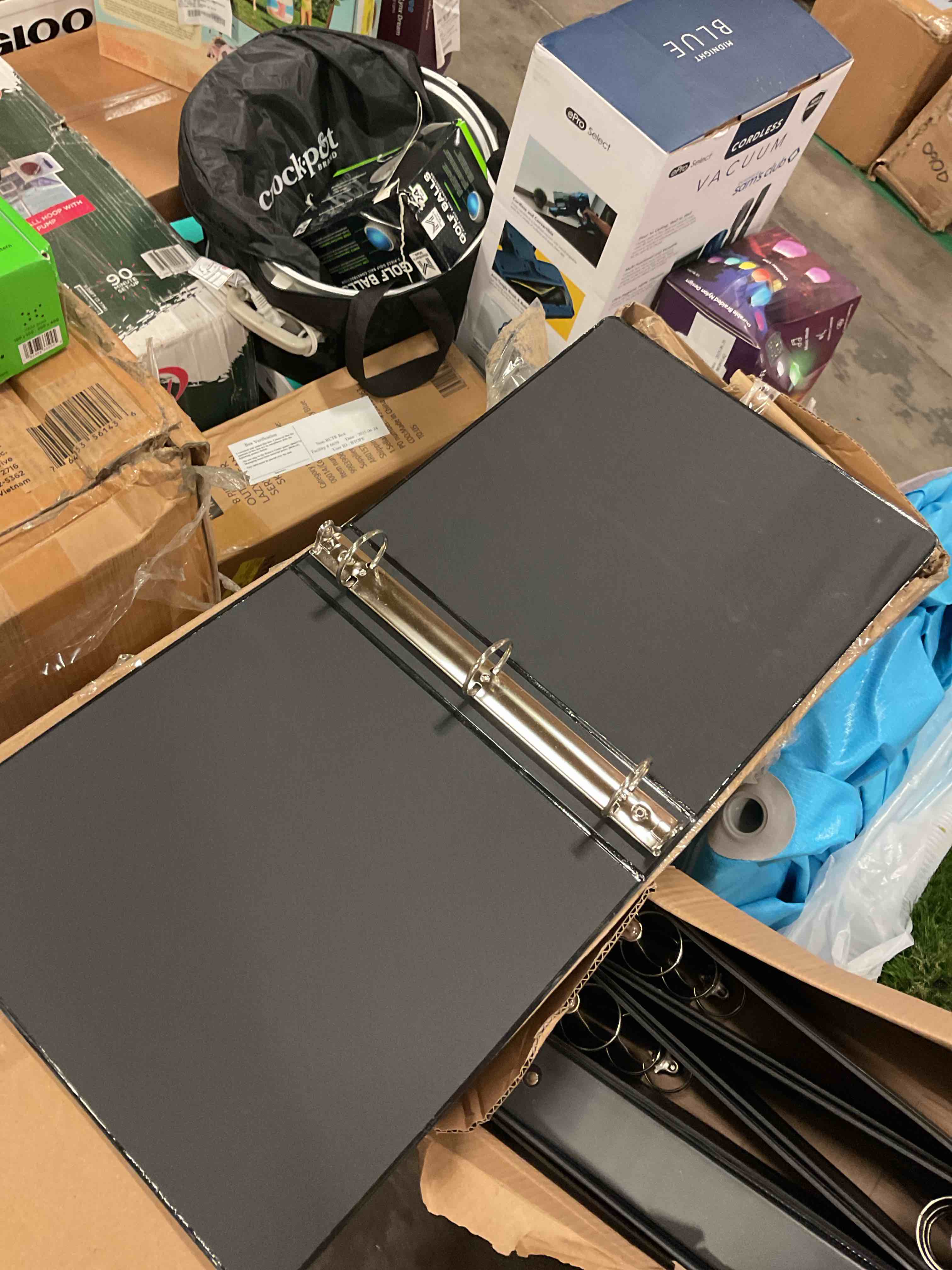 https://s3.amazonaws.com/lotting-images-prod/bidfta/PPE1799462_1755010555889.jpeg