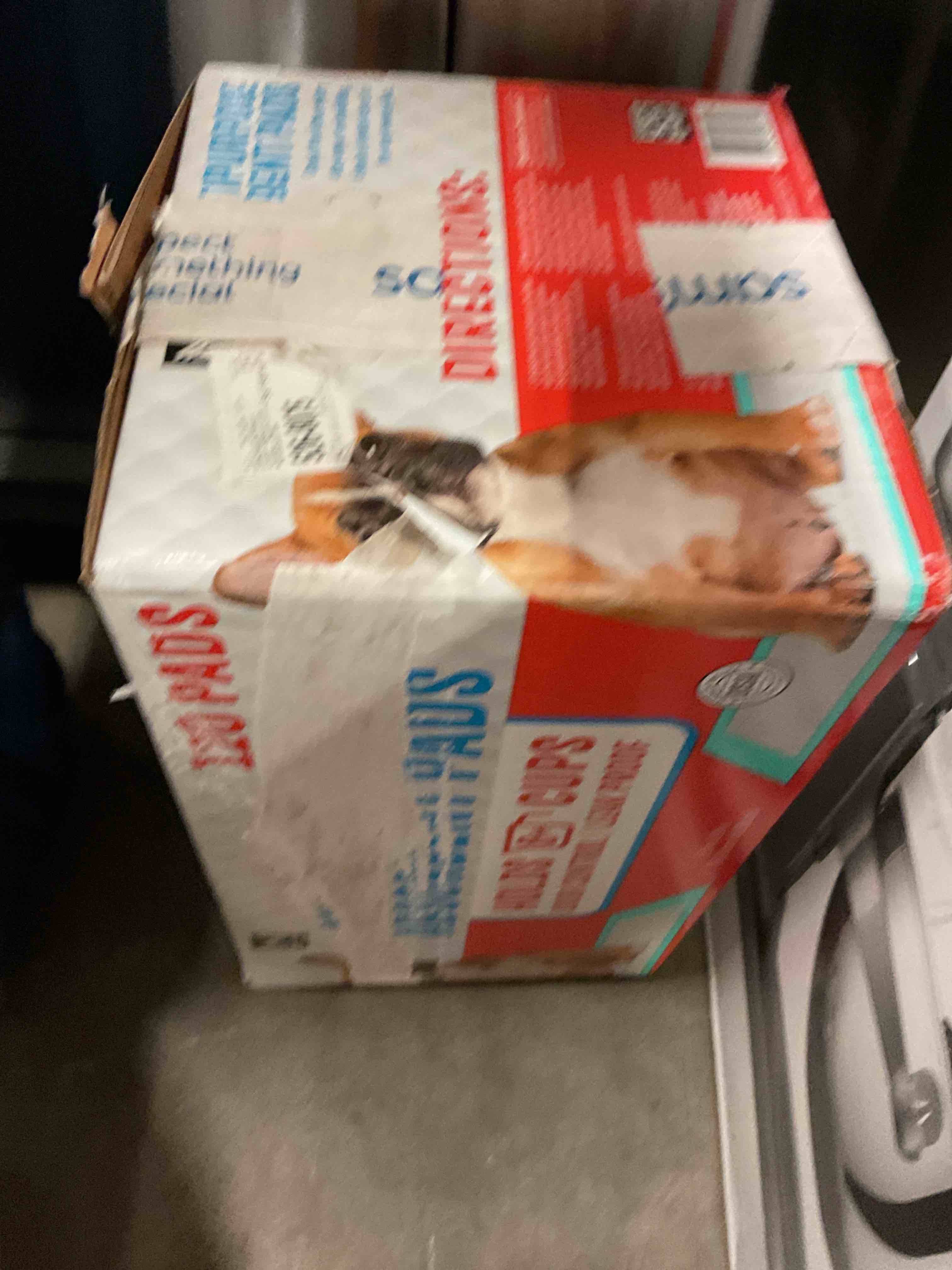 https://s3.amazonaws.com/lotting-images-prod/bidfta/PPE1799505_1755017048187.jpeg