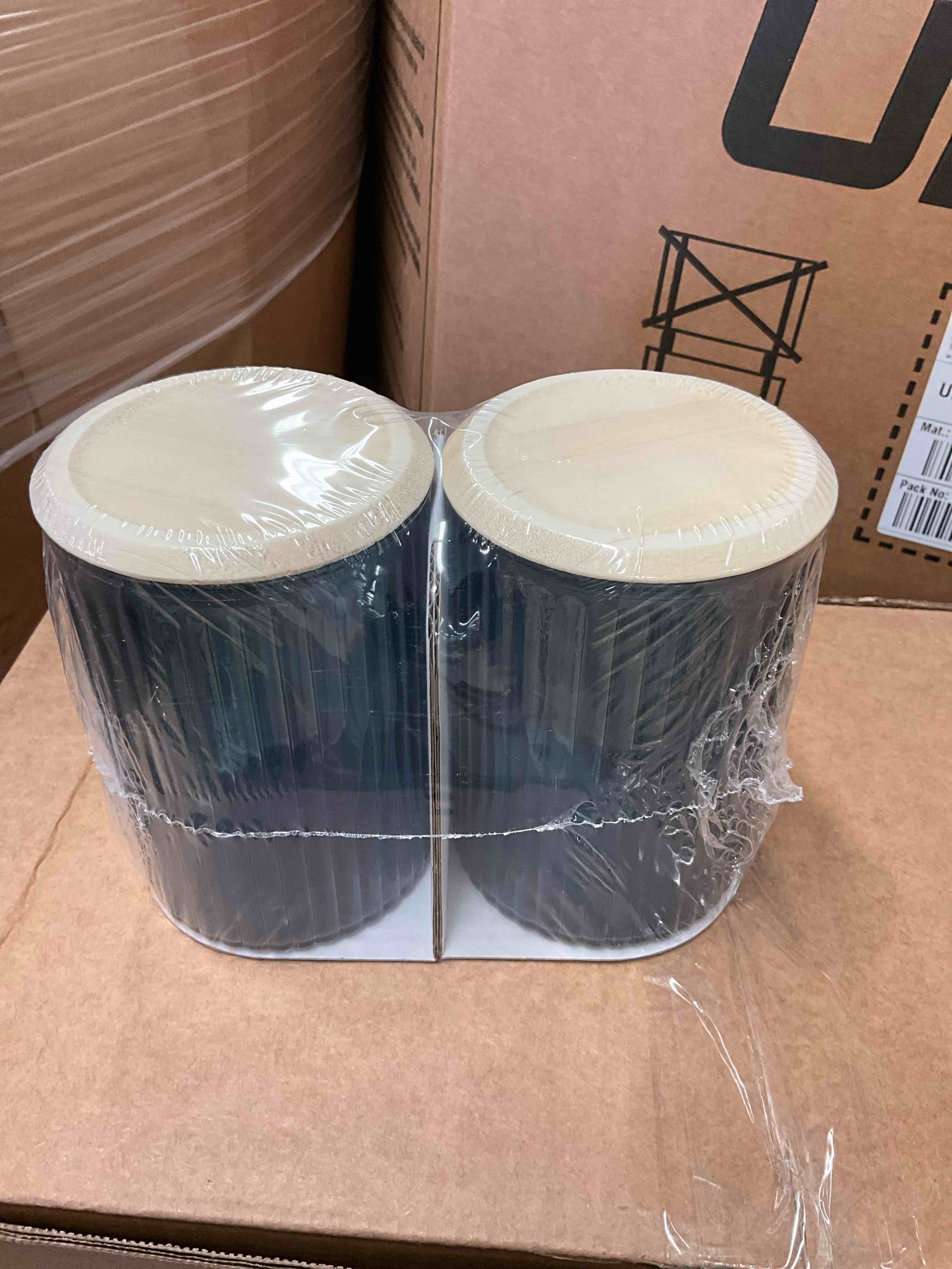 https://s3.amazonaws.com/lotting-images-prod/bidfta/PPE1799759_1756927344265.jpeg