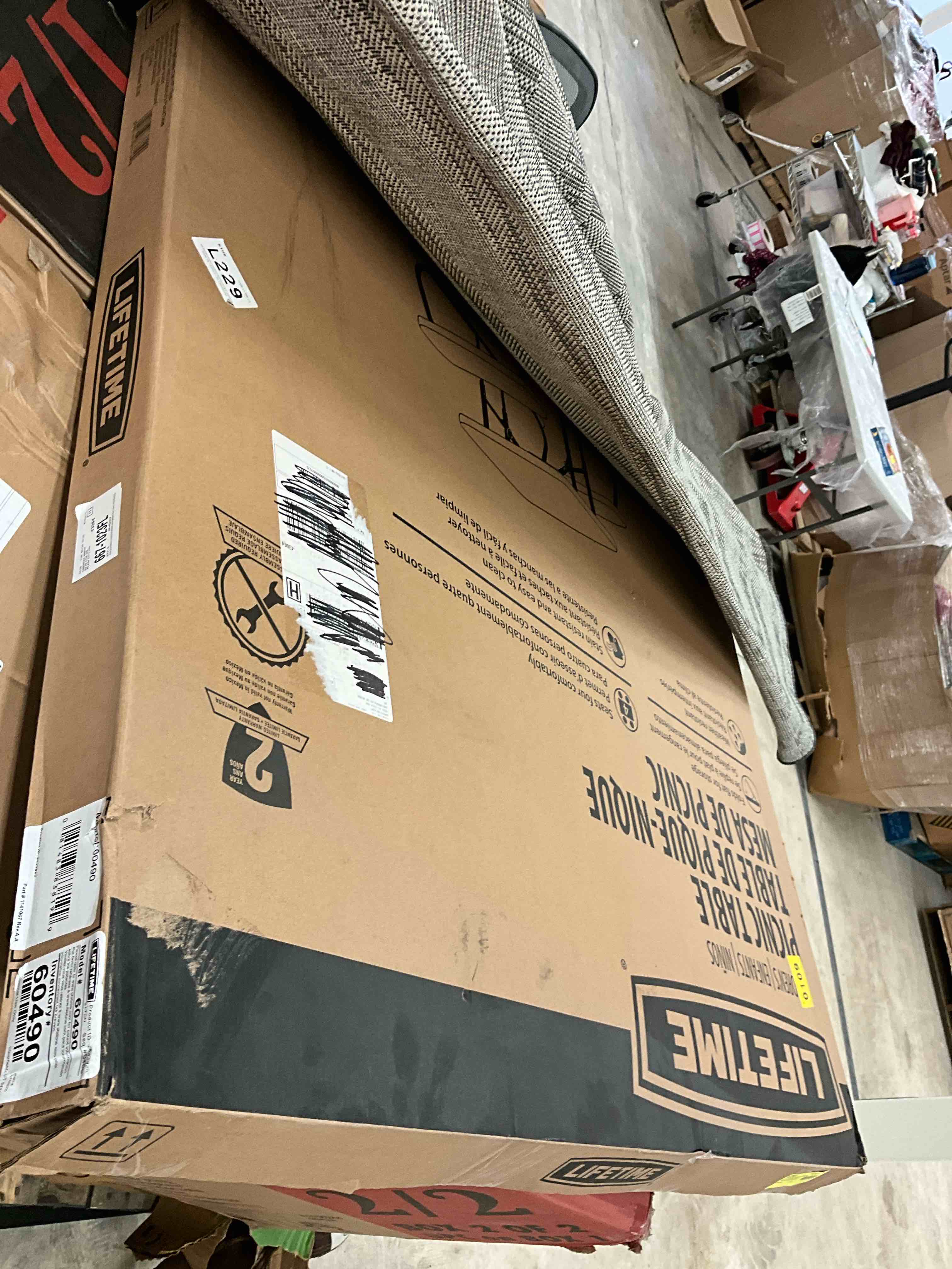 https://s3.amazonaws.com/lotting-images-prod/bidfta/PPE1799793_1757085066168.jpeg