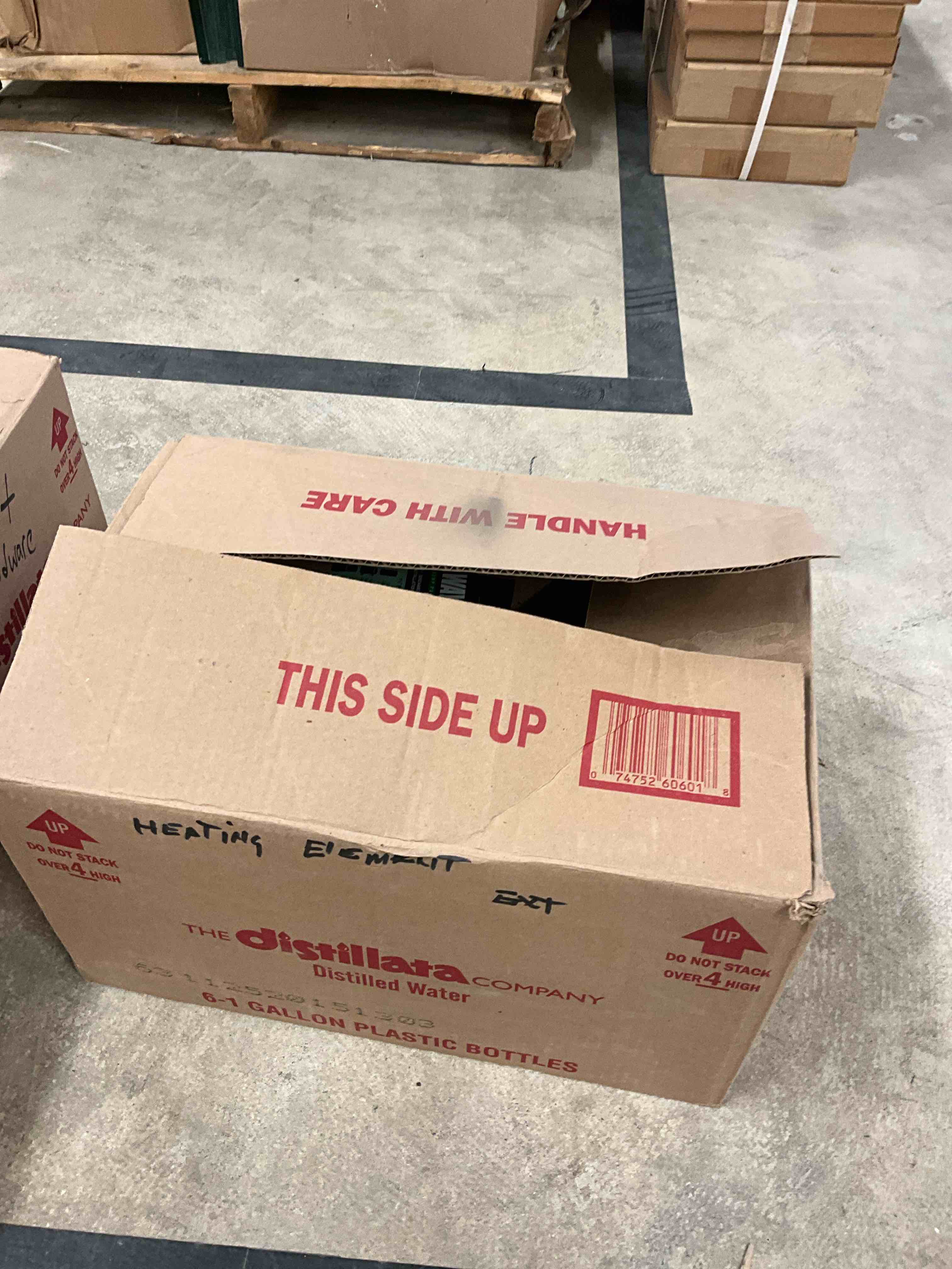 https://s3.amazonaws.com/lotting-images-prod/bidfta/PPE1799805_1757087914572.jpeg