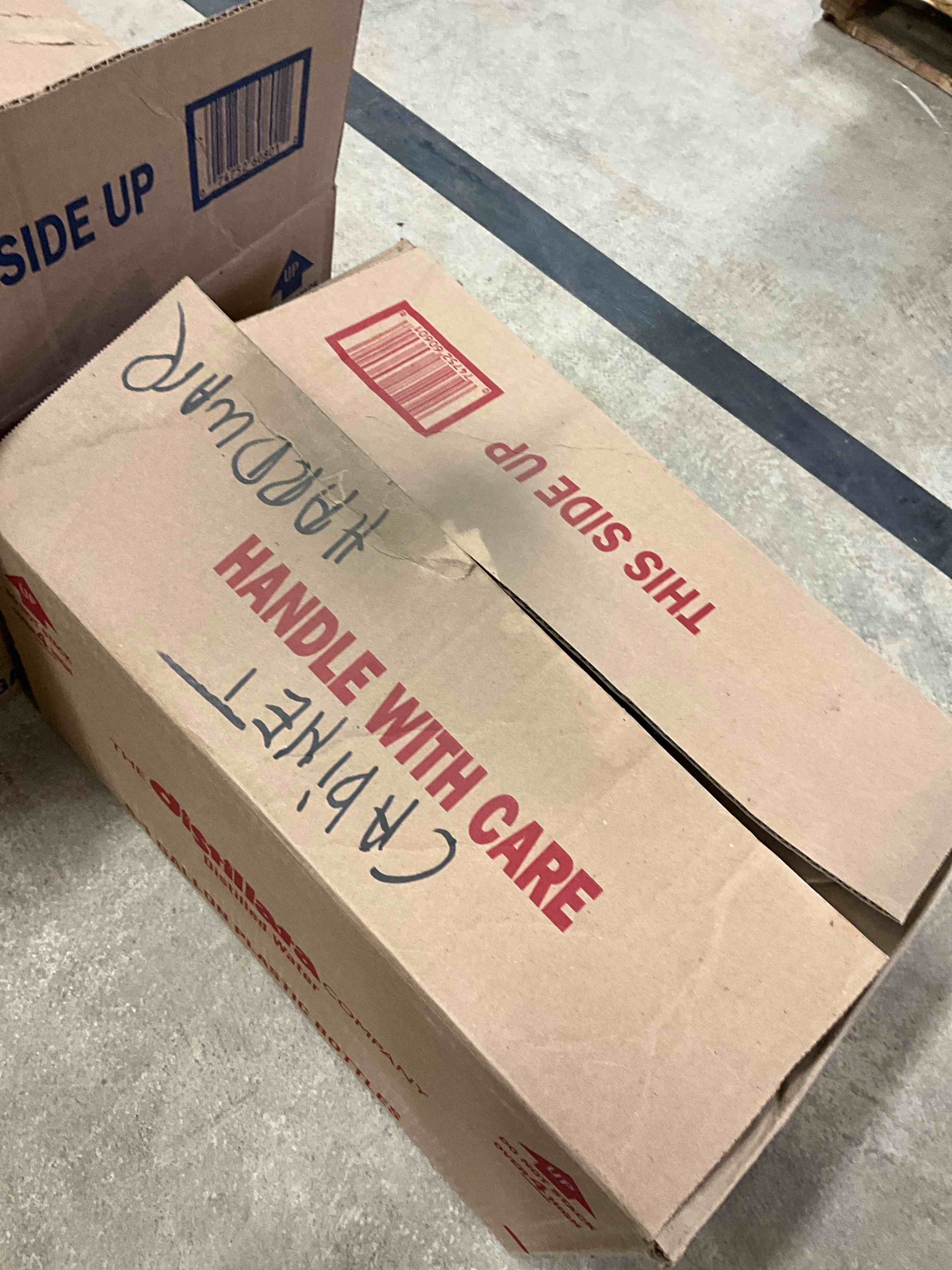 https://s3.amazonaws.com/lotting-images-prod/bidfta/PPE1799807_1757090732490.jpeg