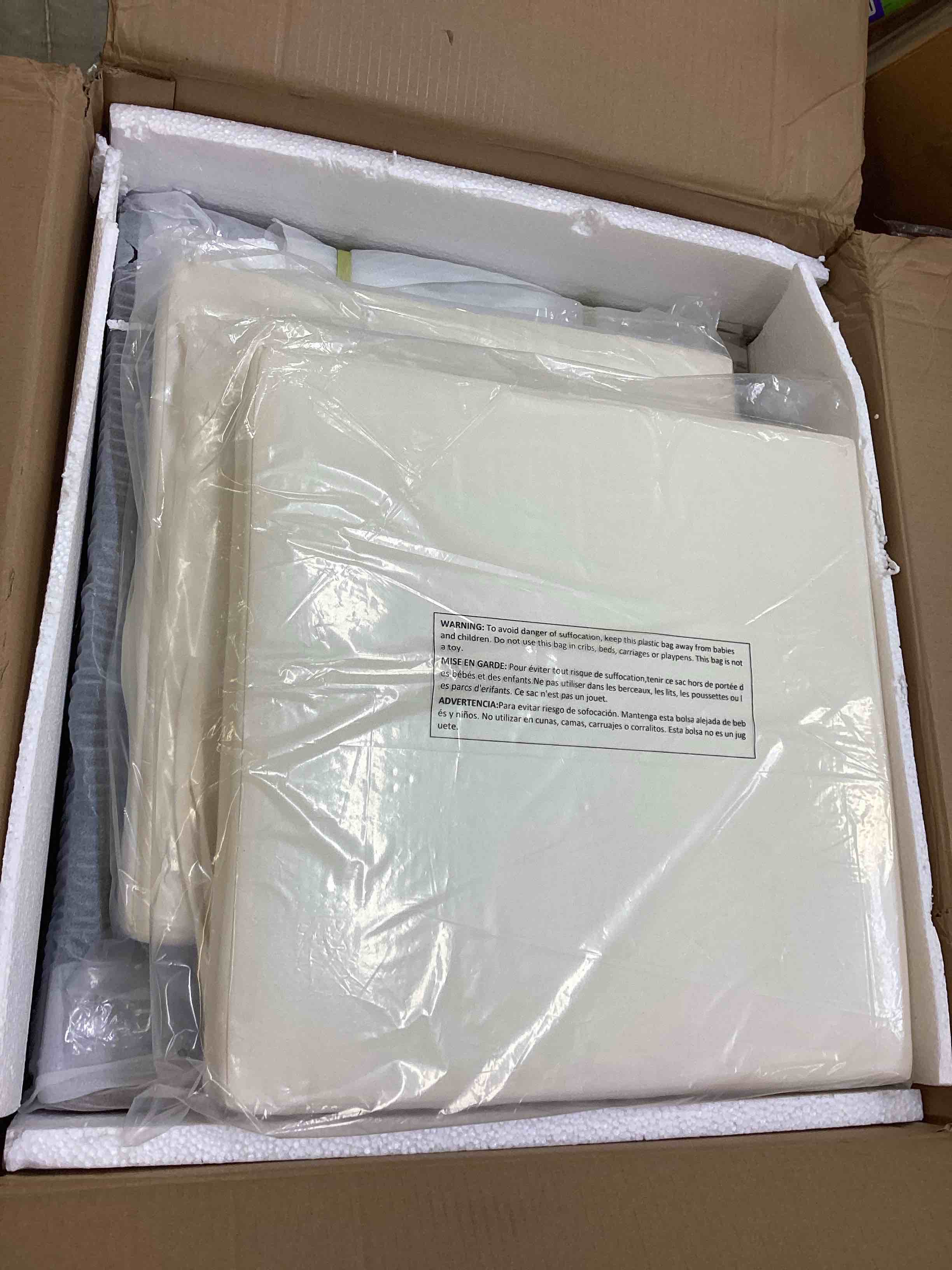 https://s3.amazonaws.com/lotting-images-prod/bidfta/PPE1800008_1759862541526.jpeg