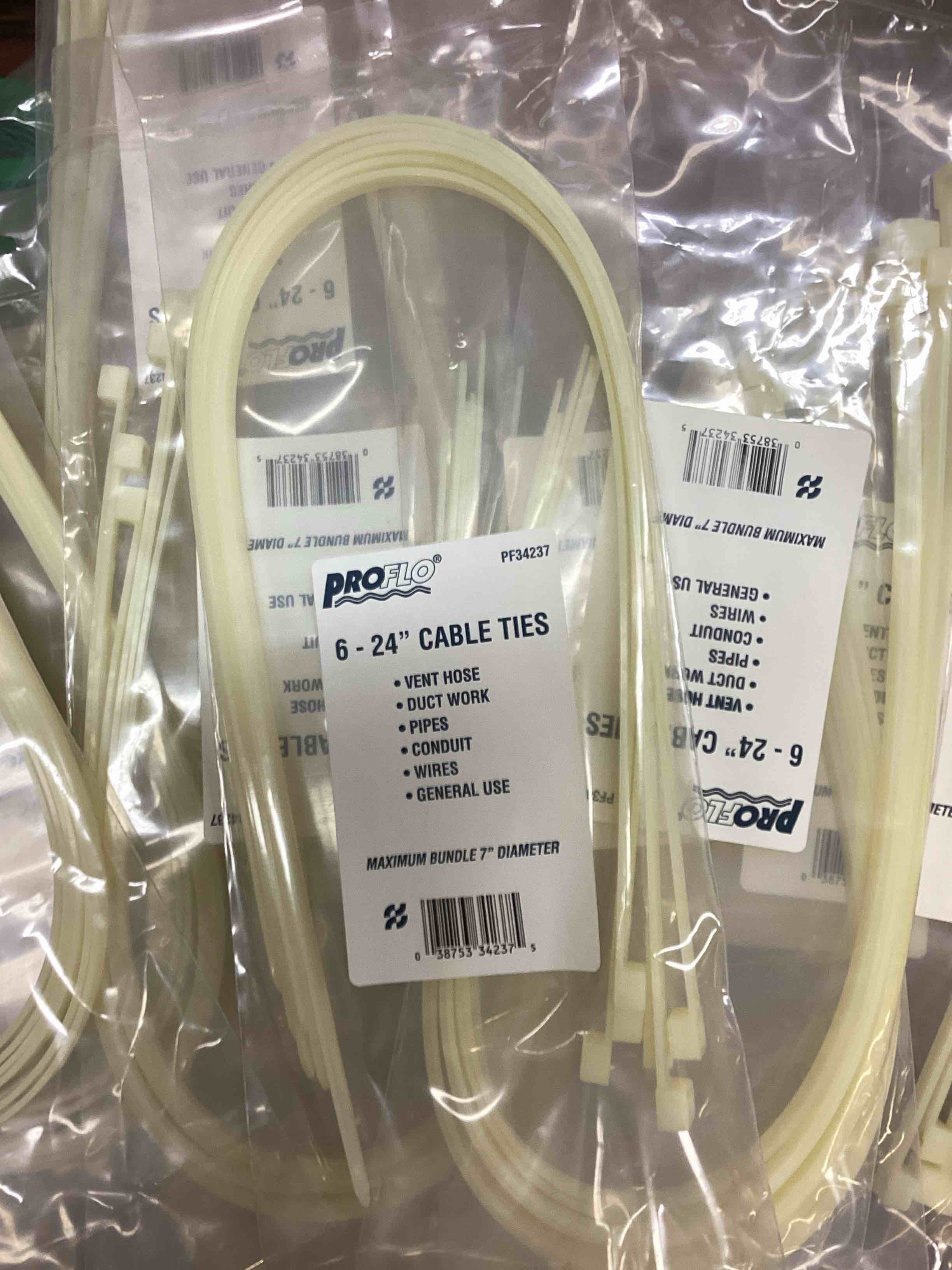 https://s3.amazonaws.com/lotting-images-prod/bidfta/PPE1800018_1759856883113.jpeg