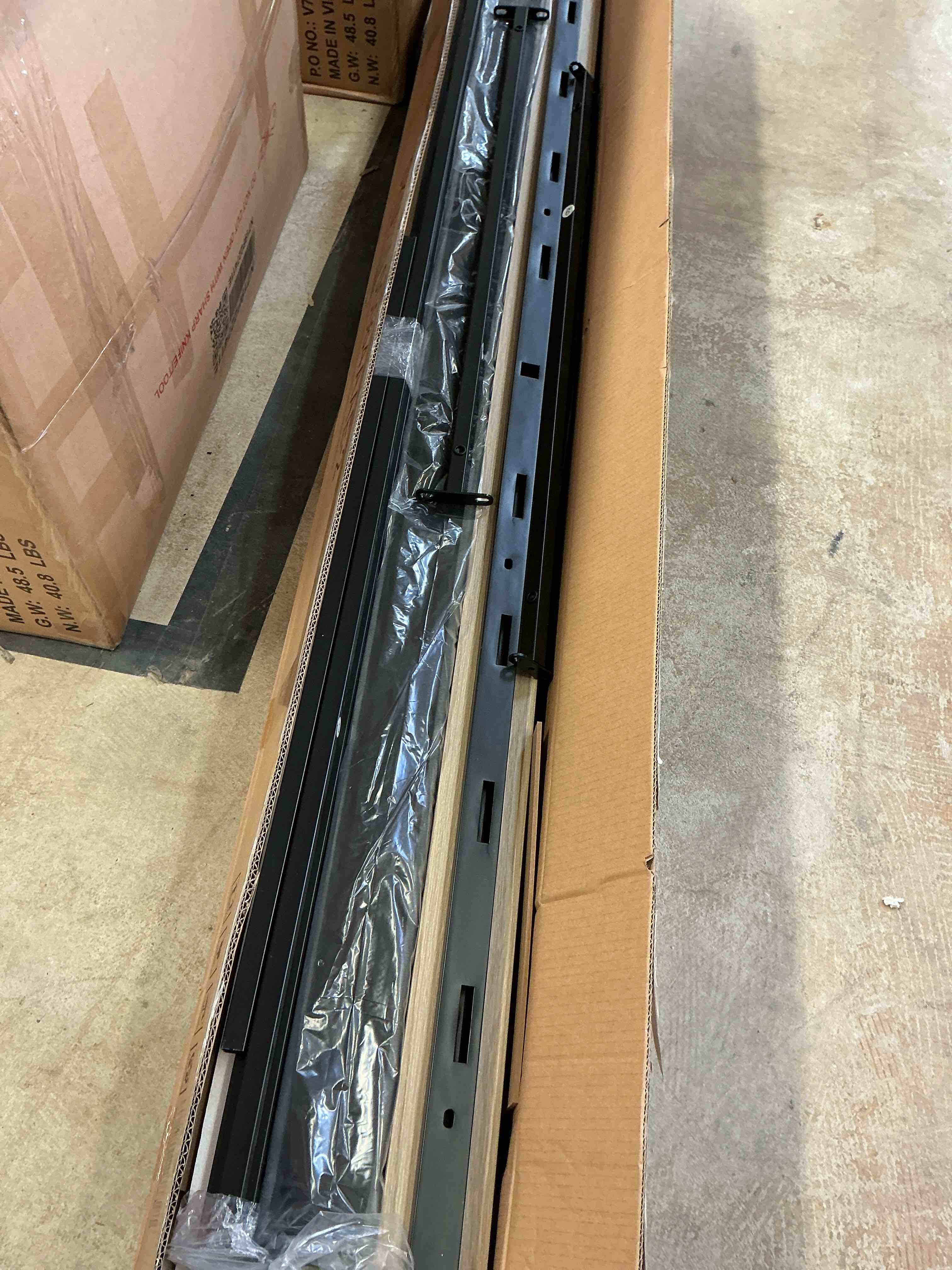 https://s3.amazonaws.com/lotting-images-prod/bidfta/PPE1800117_1760374824966.jpeg
