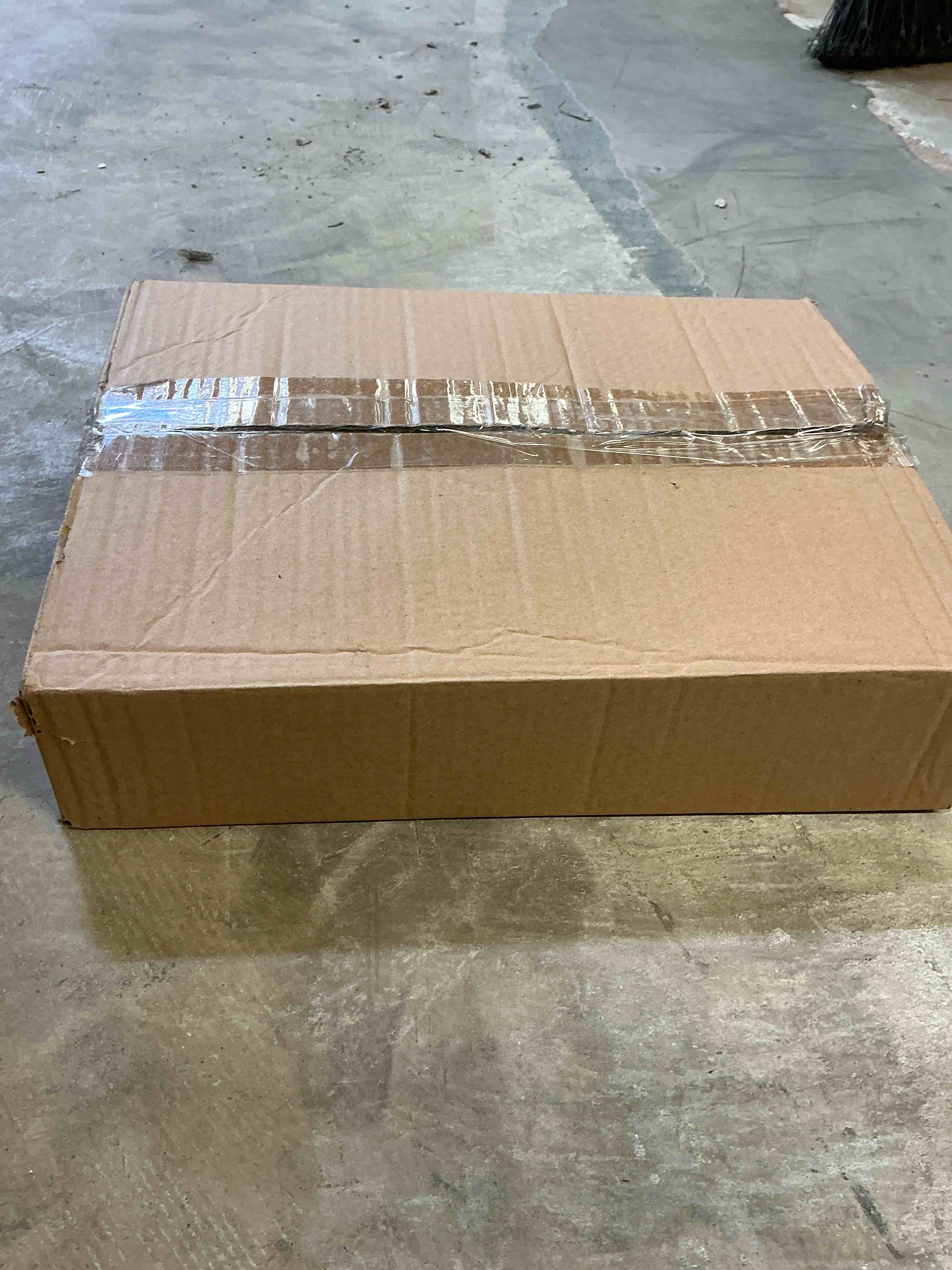 https://s3.amazonaws.com/lotting-images-prod/bidfta/PPE1800124_1760368810783.jpeg