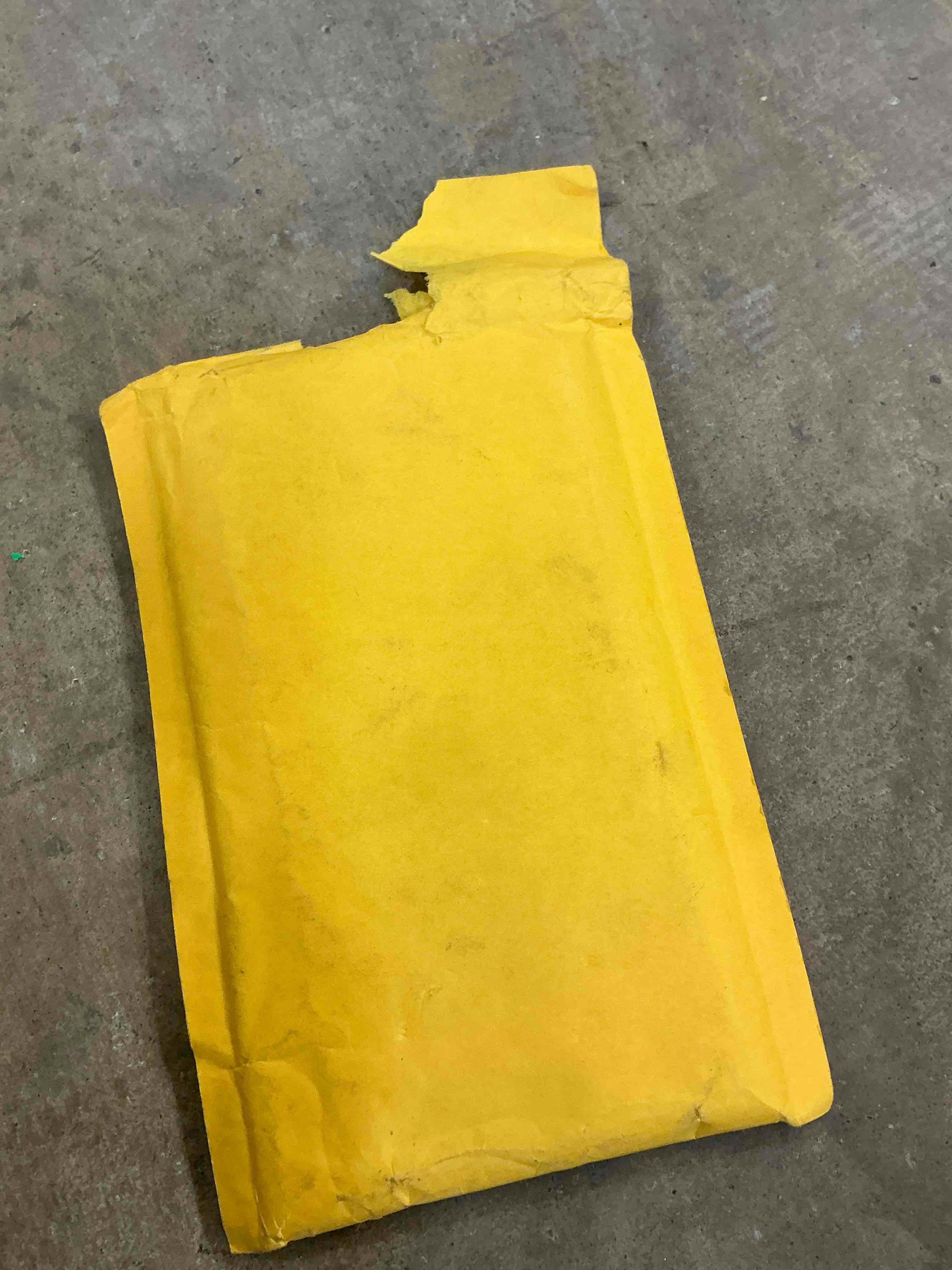 https://s3.amazonaws.com/lotting-images-prod/bidfta/PPE1800143_1760383019773.jpeg